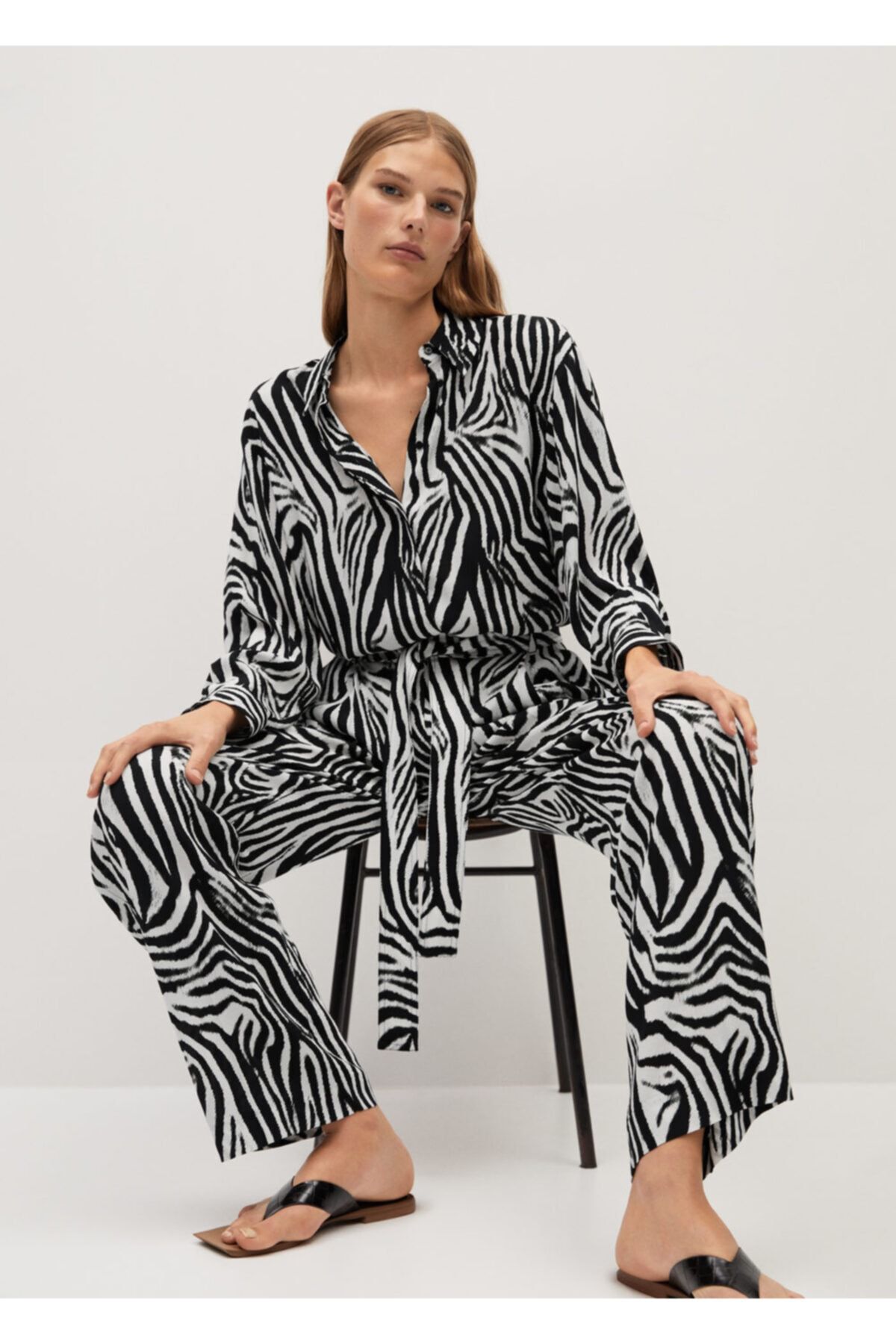 MANGO Kadın Siyah Zebra Desenli Pantolon 77064429