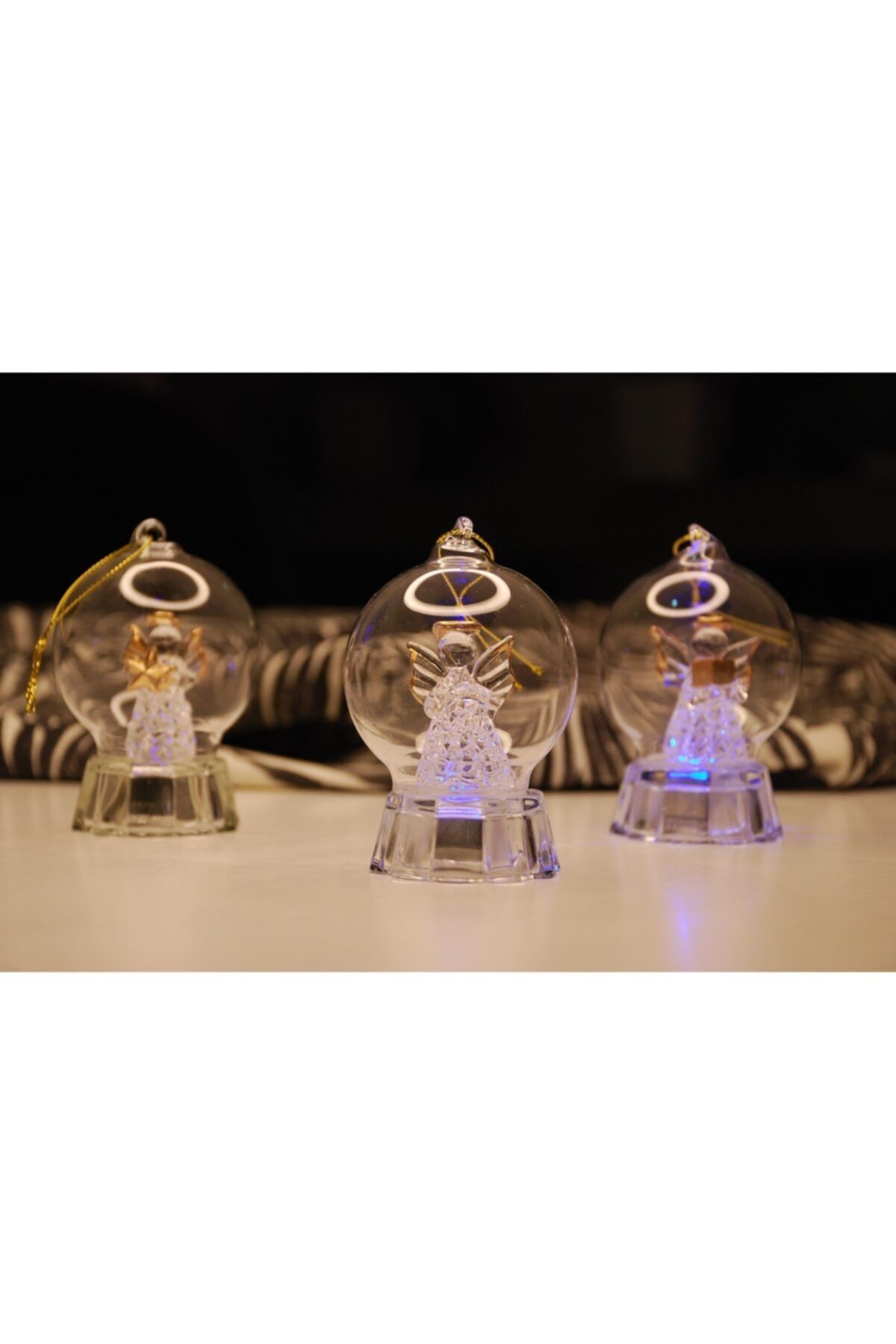 sharkhan Yılbaşı Ağaç Süsleri 3 Işıklı Melek Figürlü Cam Küre Lamba