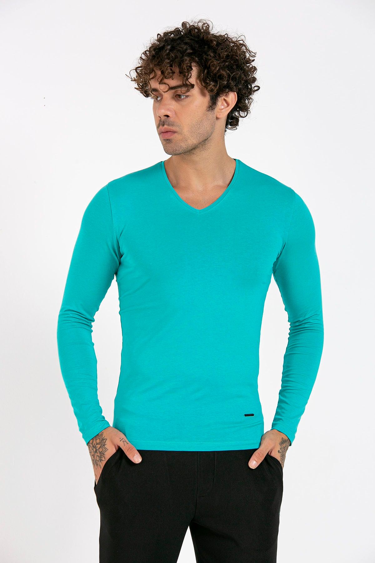 Fabregas Mint Yeşili Slim Fit Likralı V Yaka Basic Uzun Kollu T-shirt