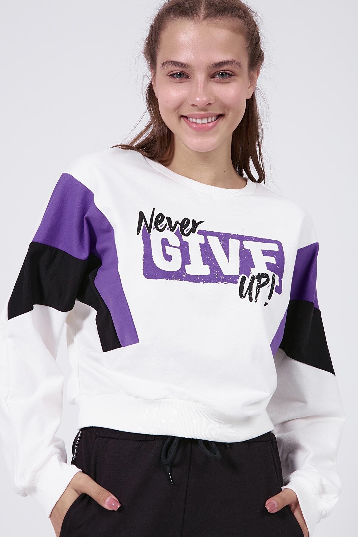 Pattaya Kadın Yazılı Renk Bloklu Crop Sweatshirt Y20w166-0066