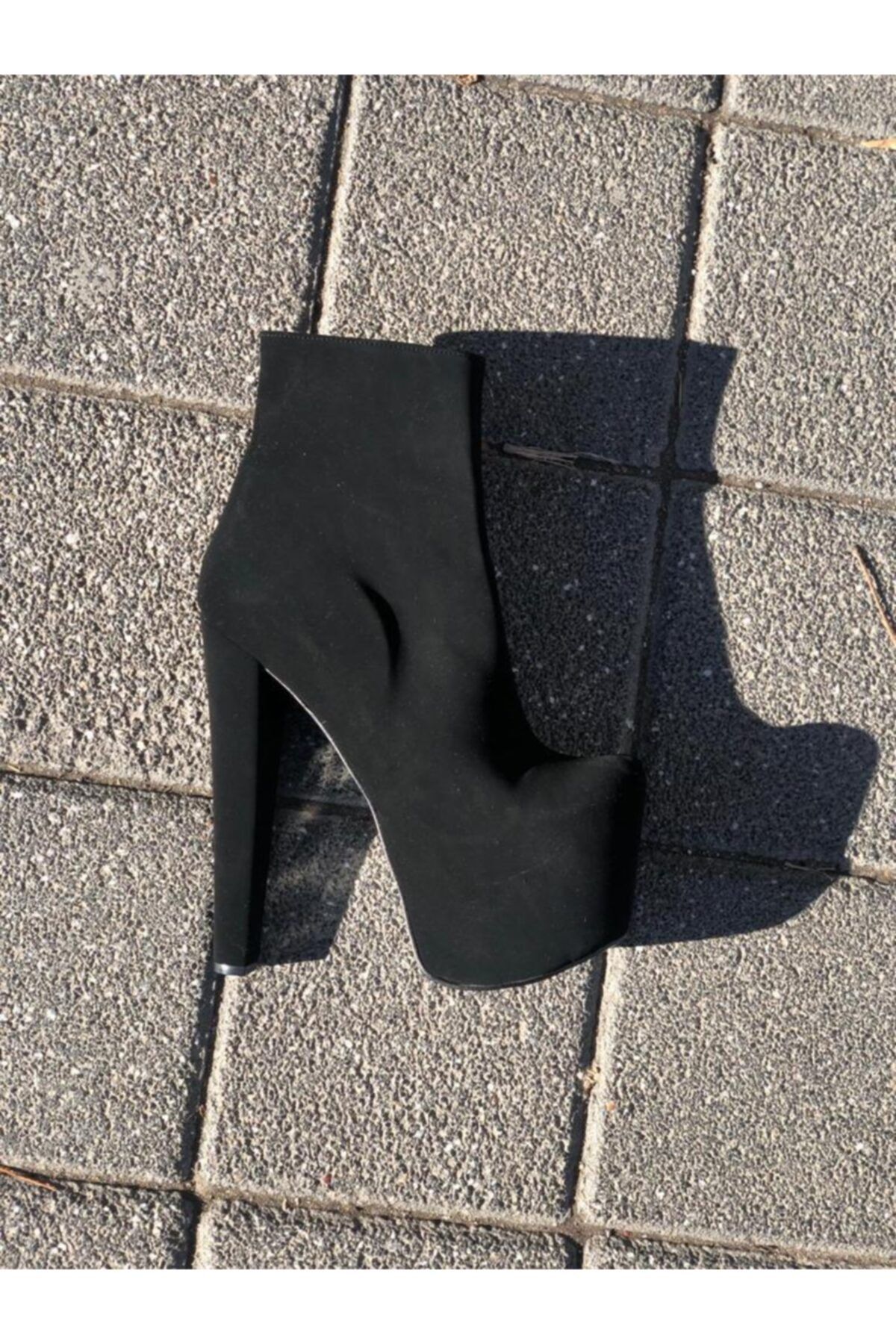 Afilli Kadın Siyah Süet Platform Kalın Yüksek Topuklu 20 cm Bootie Yarım Çizme Şık Yarım Postal Bot