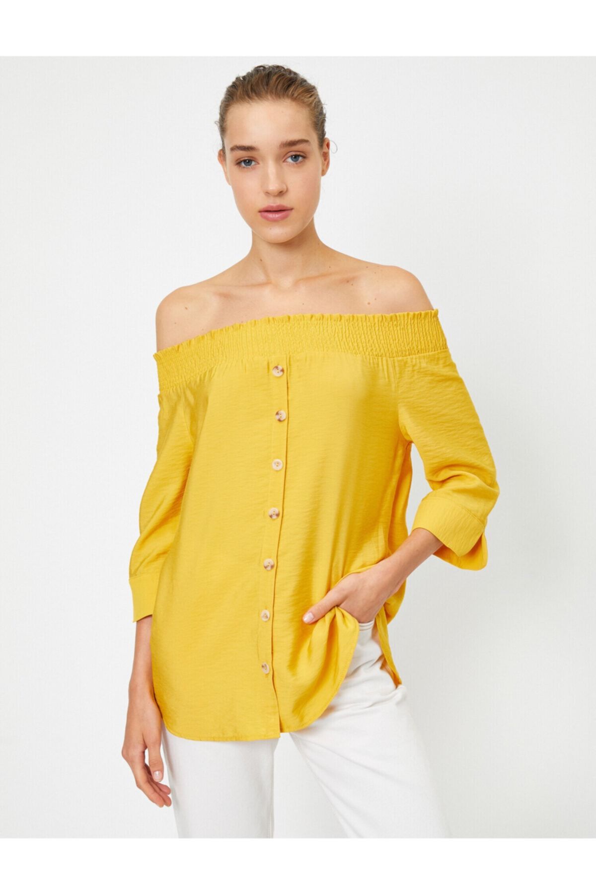 Koton Kadın Sarı Düğmeli Kol Omzu Açık Gömlek