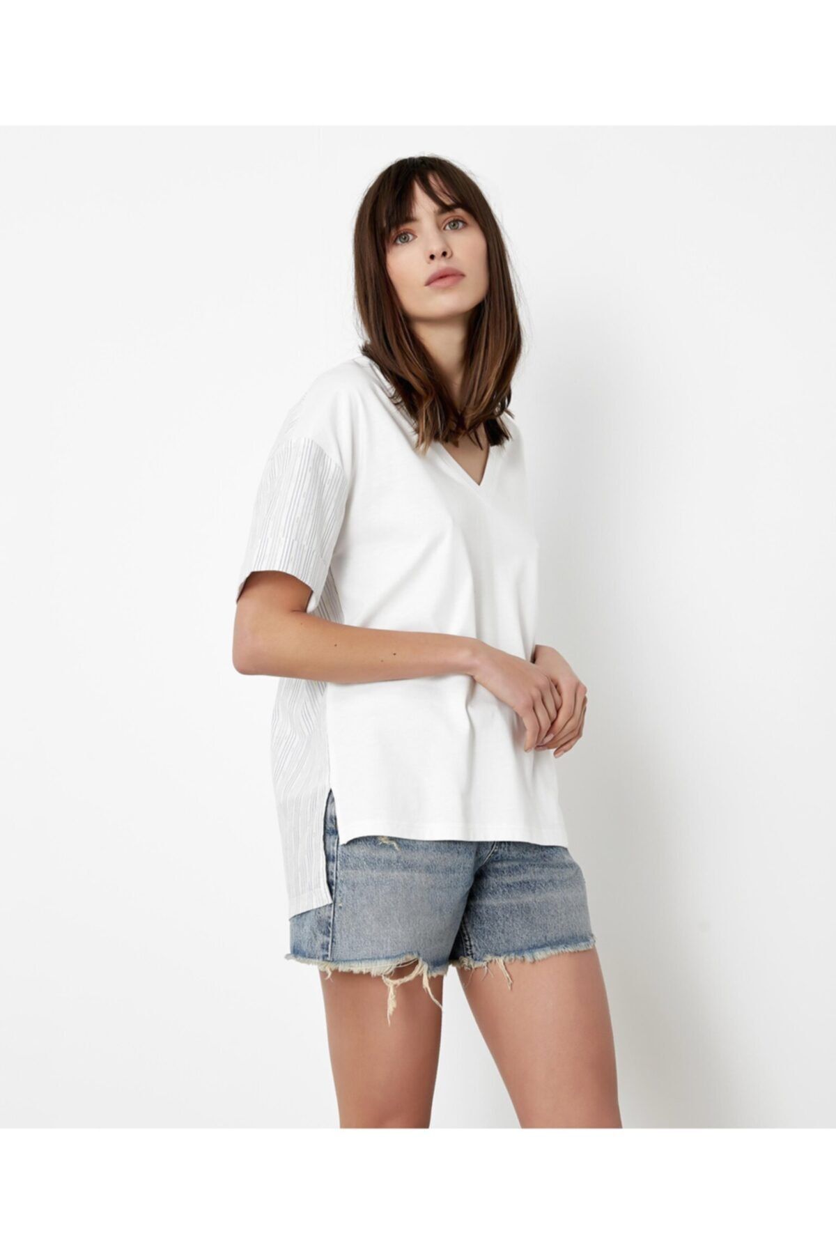 İpekyol Kadın Beyaz Kumaş Mixli T-shirt IS1200070272096