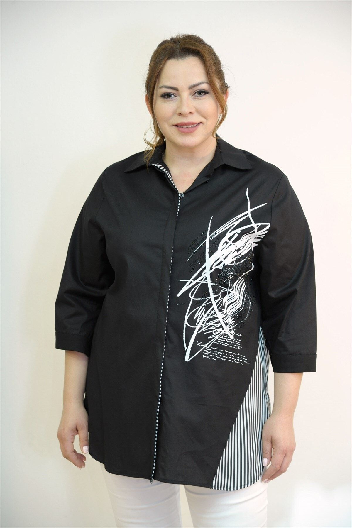 Optique&WhipDesign Kadın Siyah Çizgi Desenli Truvakar Kol Viskon Gömlek