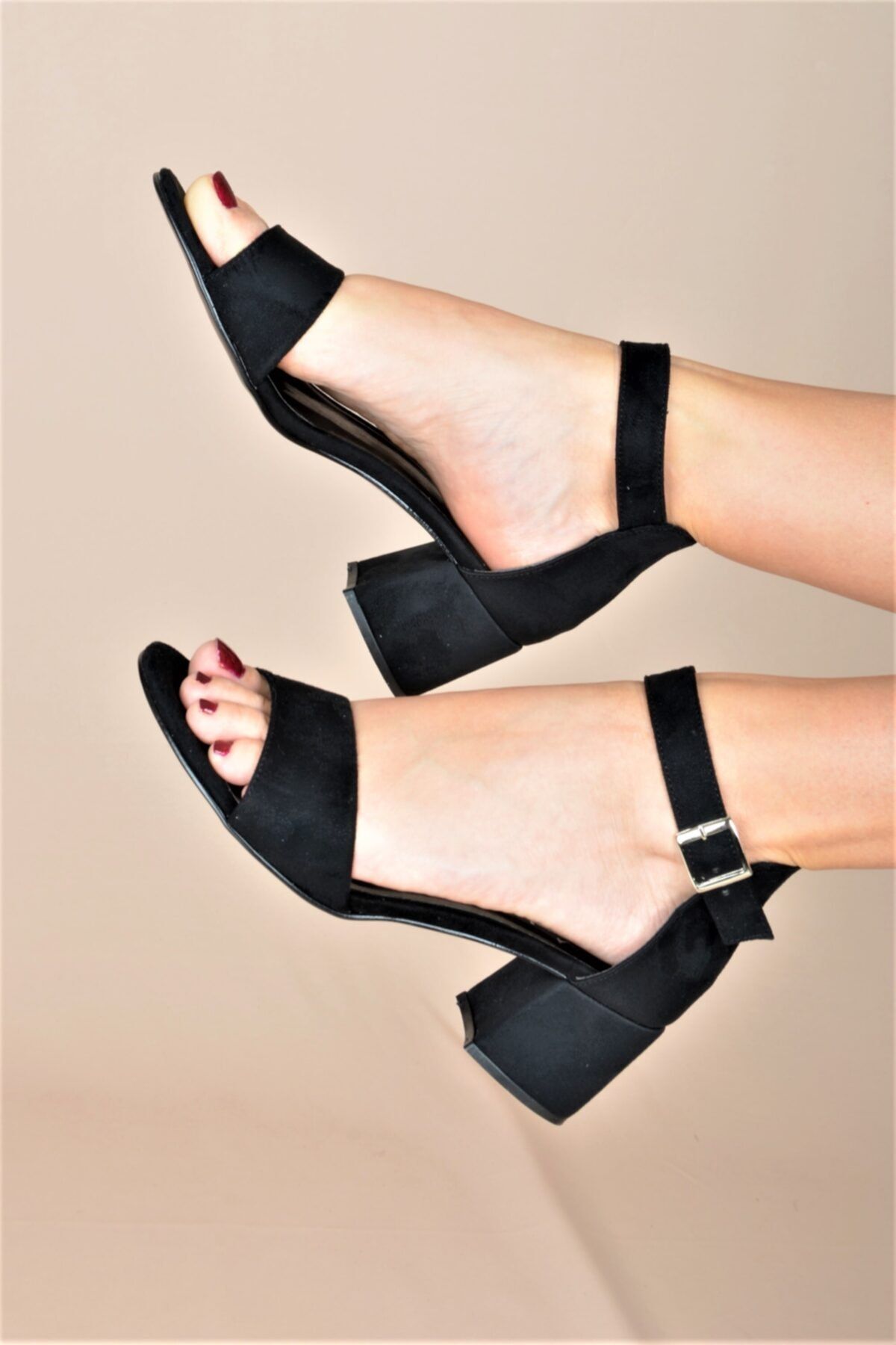 ALİS DRESS Süet Siyah Tek Bantlı 6 Cm Topuklu Sandalet