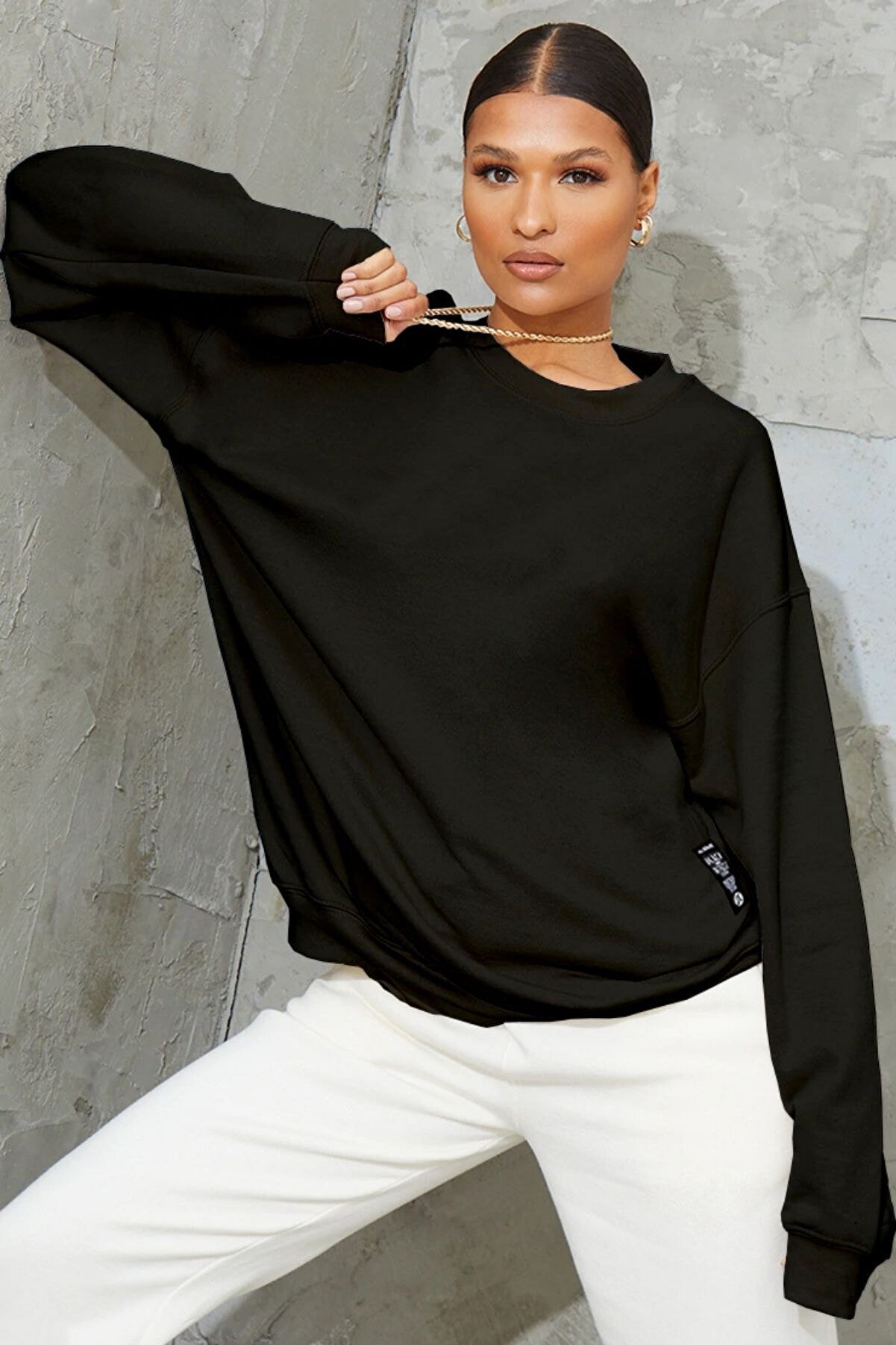 Millionaire Kadın Siyah Basic 0 Sıfır Yaka Baskısız Düz Oversize Salaş Bol Kesim Polar Sweatshirt