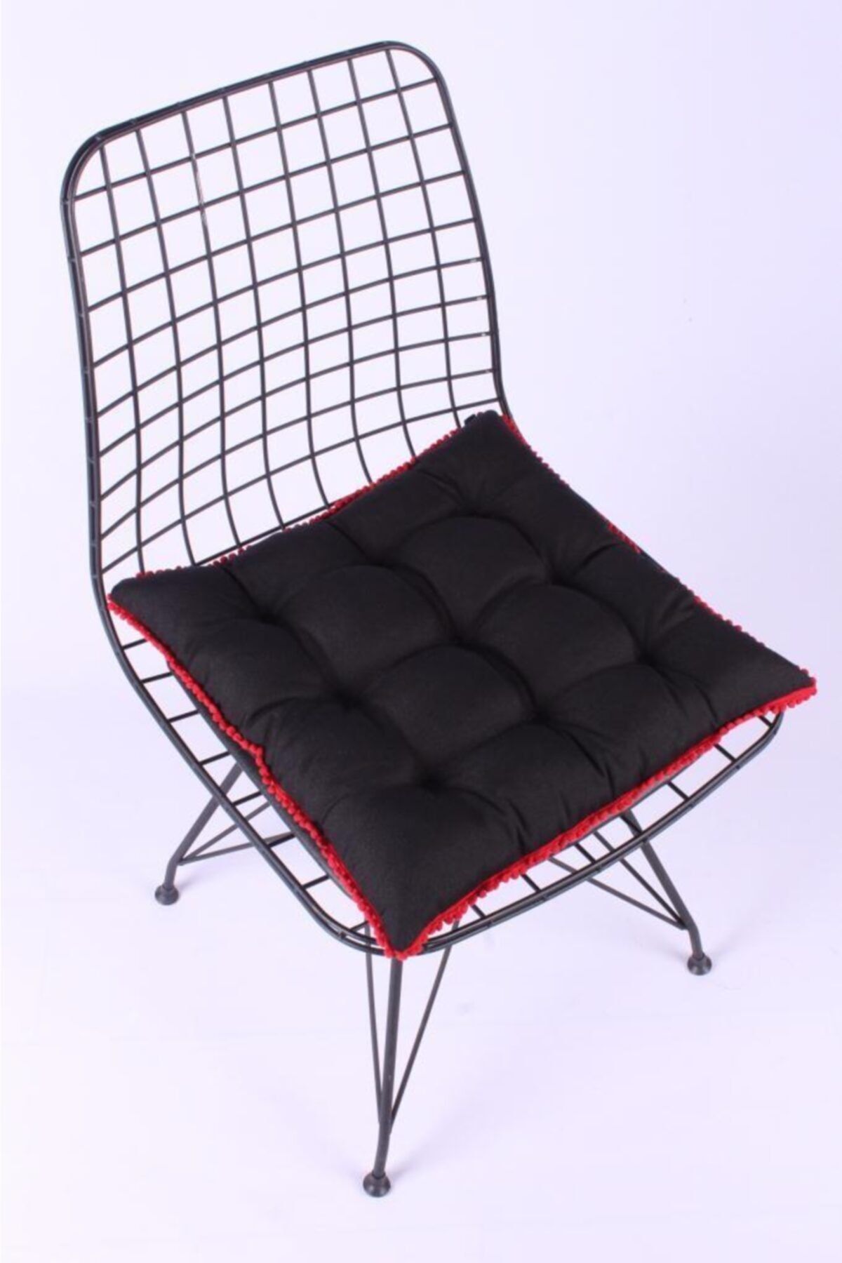 ALTINPAMUK Pera Pofidik Ponponlu Siyah Sandalye Minderi Özel 9 Dikişli Bağcıklı 42x42cm