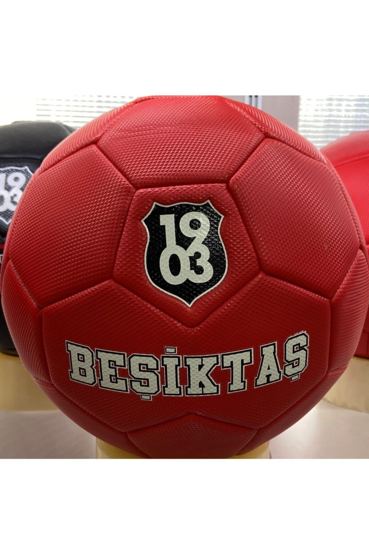 Beşiktaş Orjinal Lisanslı Futbol Topu - 1