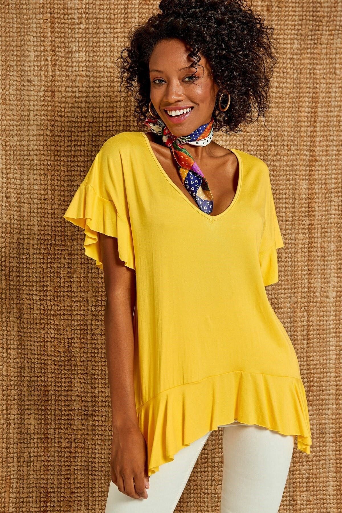 Boutiquen Kadın Sarı V Yaka Volan Detaylı Bluz 1194