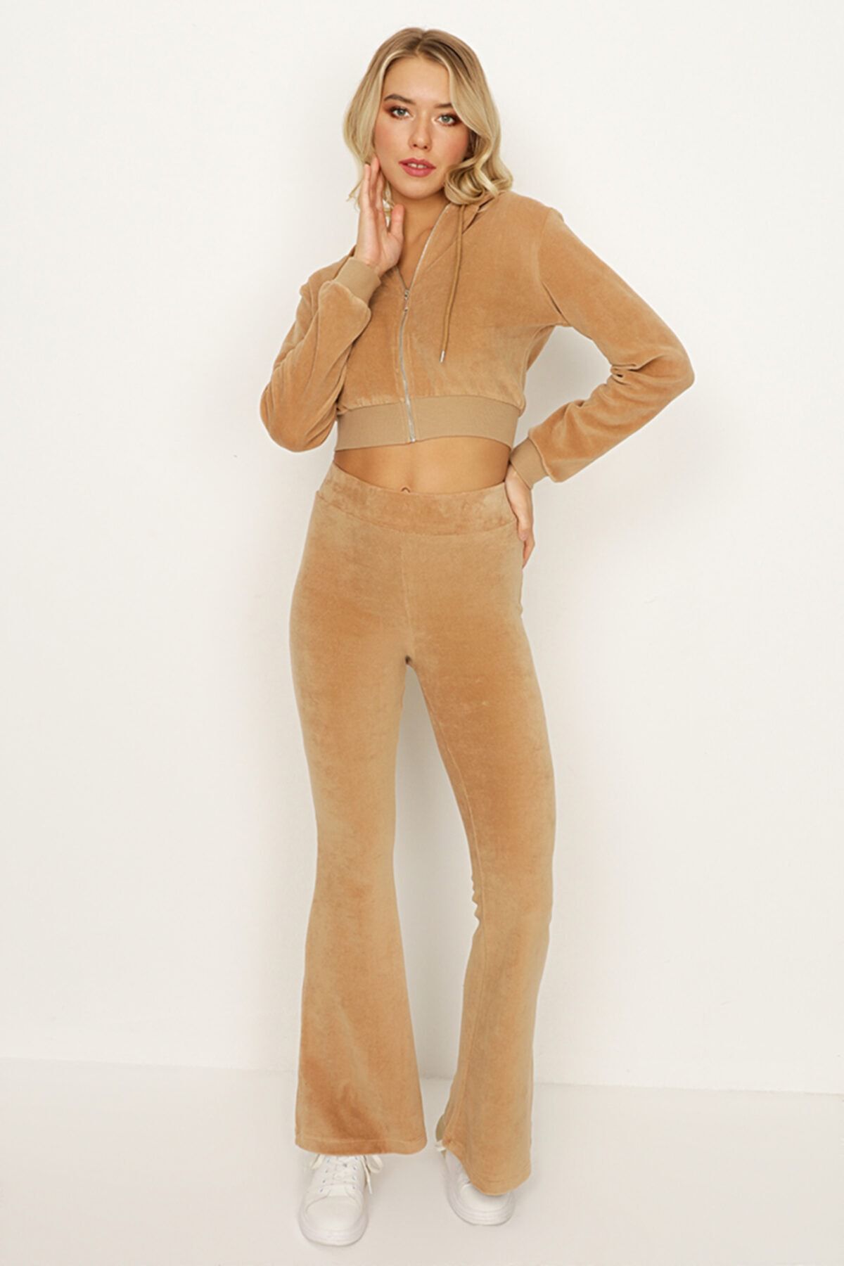 Select Moda Kadın Camel Kadife Ispanyol Paça Rahat Pantolon