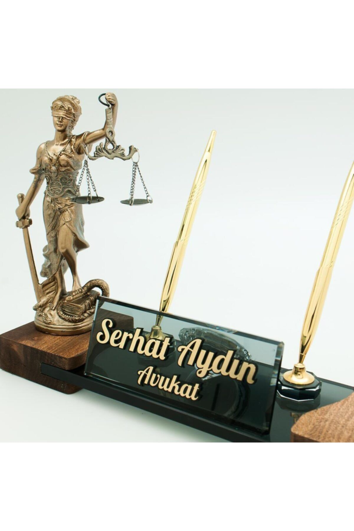 Ofistike Avukatlara Özel Isimlik Adalet Themis Heykeli Avukat Masa Isimliği Masif Hakim Savcı Hediye Masalık