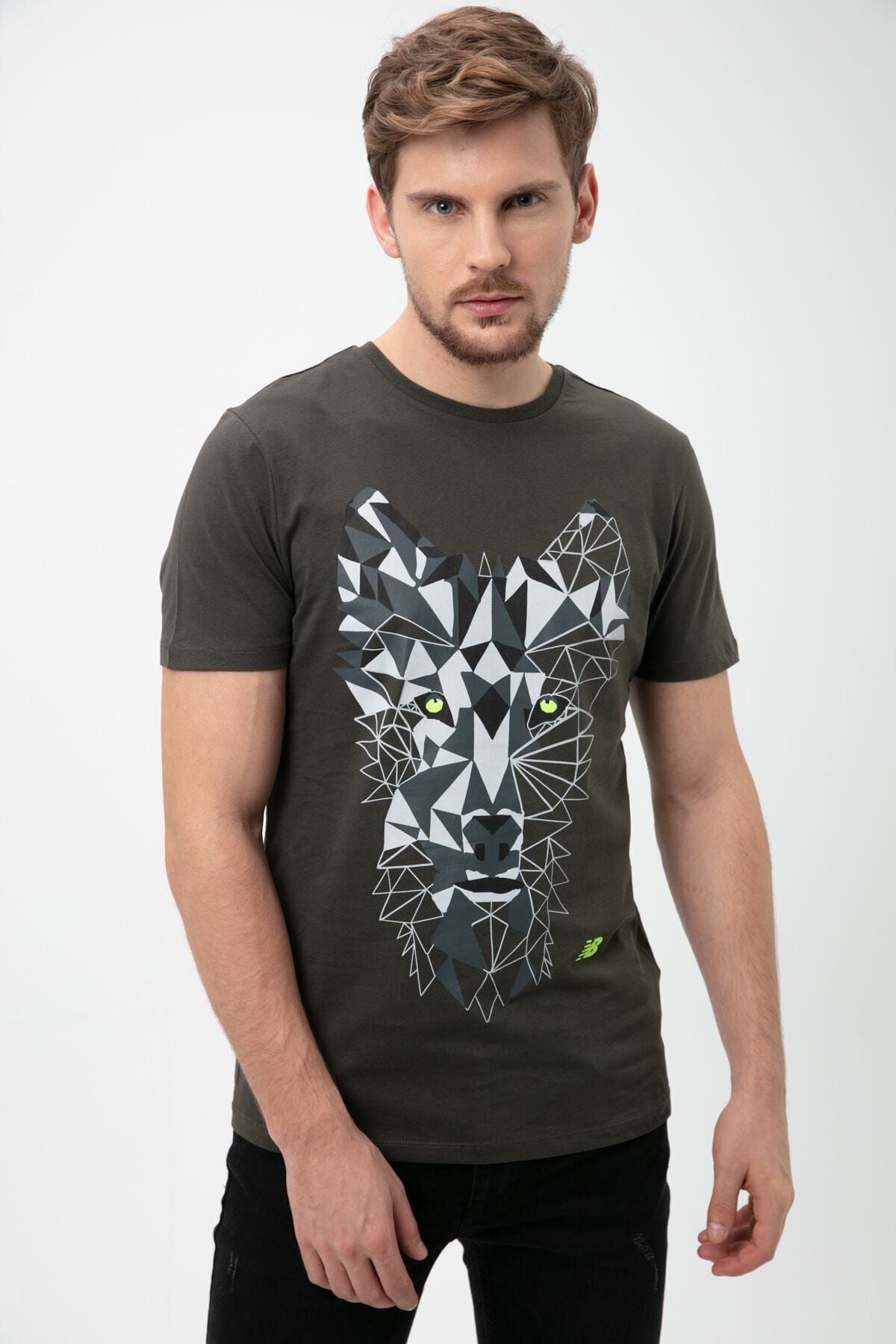 New Balance Erkek Haki T-shirt  Wolf Tee  V MTT902 TPG