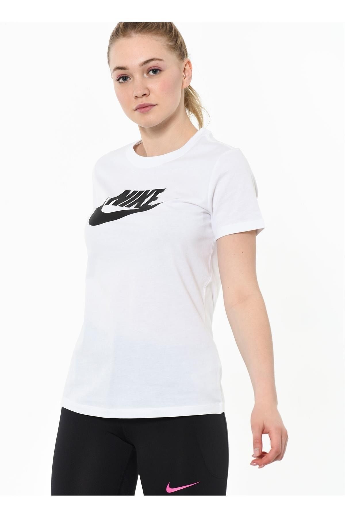 Nike Bv6169-100 Kadın T-shirt