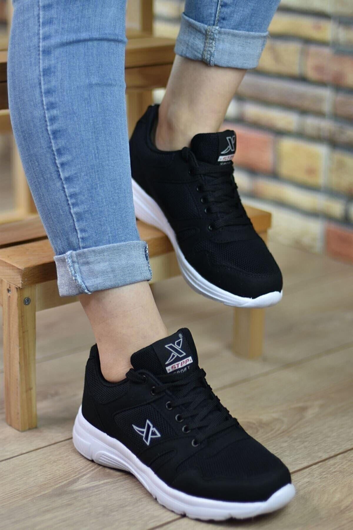 FLY STEP Siyah Beyaz Ortopedik Hafif Günlük Spor Yürüyüş Sneaker Ortopedik Ayakkabı