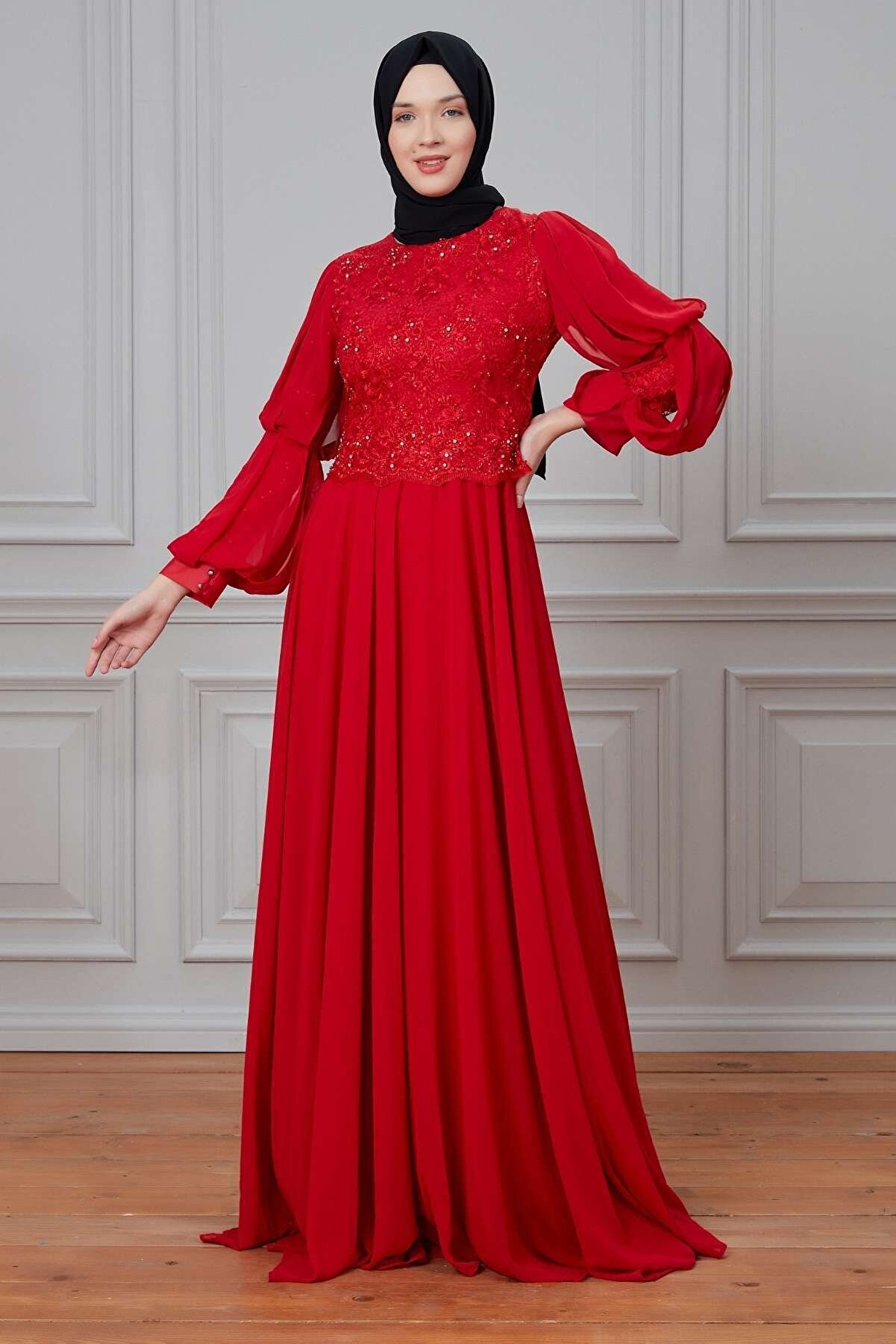 THREE'S Clara Boncuk Işlemeli Abiye Elbise 595 Kırmızı