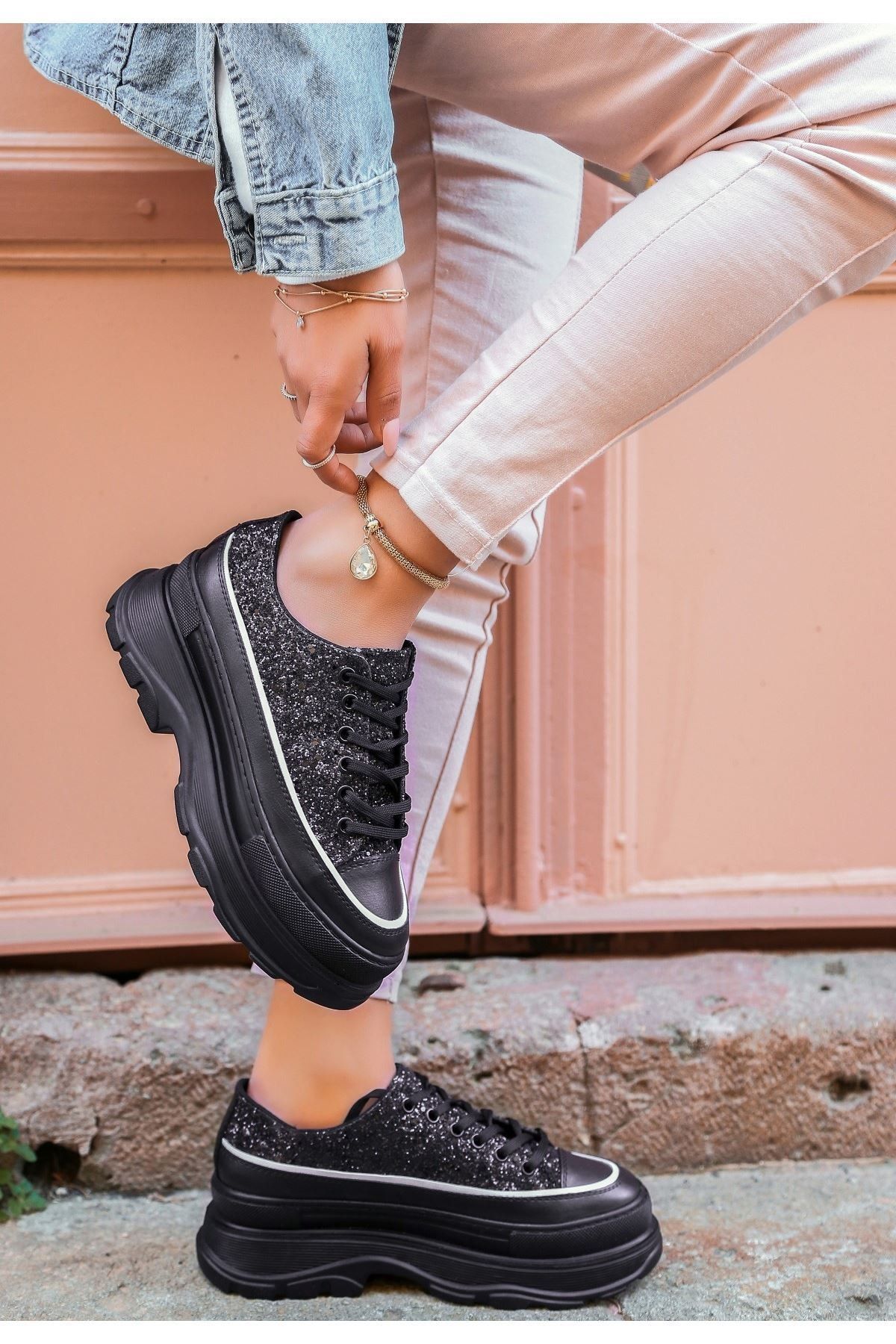 Genel Markalar Bery Siyah Cilt Simli Bağcıklı Spor Ayakkabı