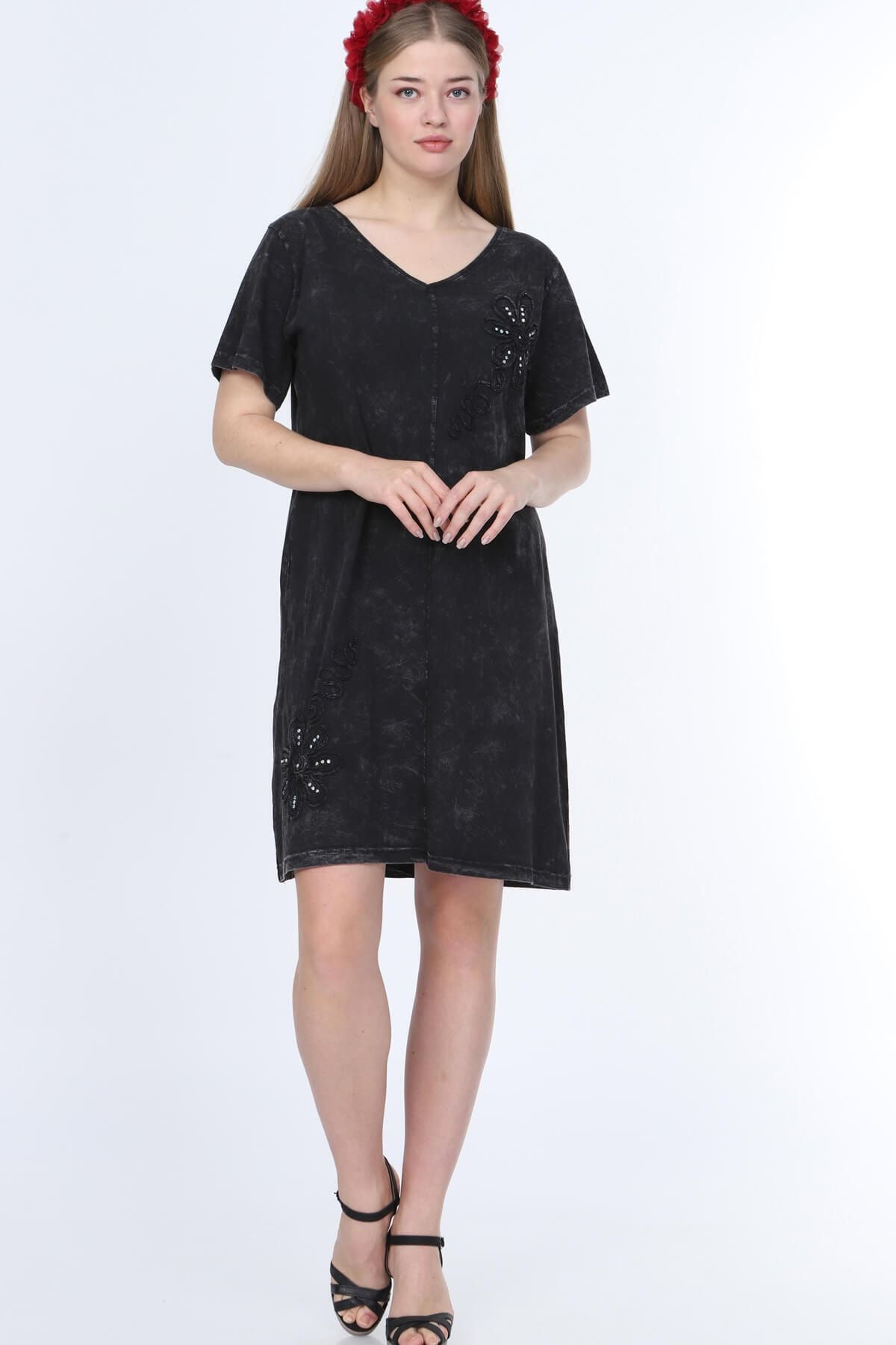 Mia Butik Kadın Siyah Papatya Işlemeli Pamuklu Elbise