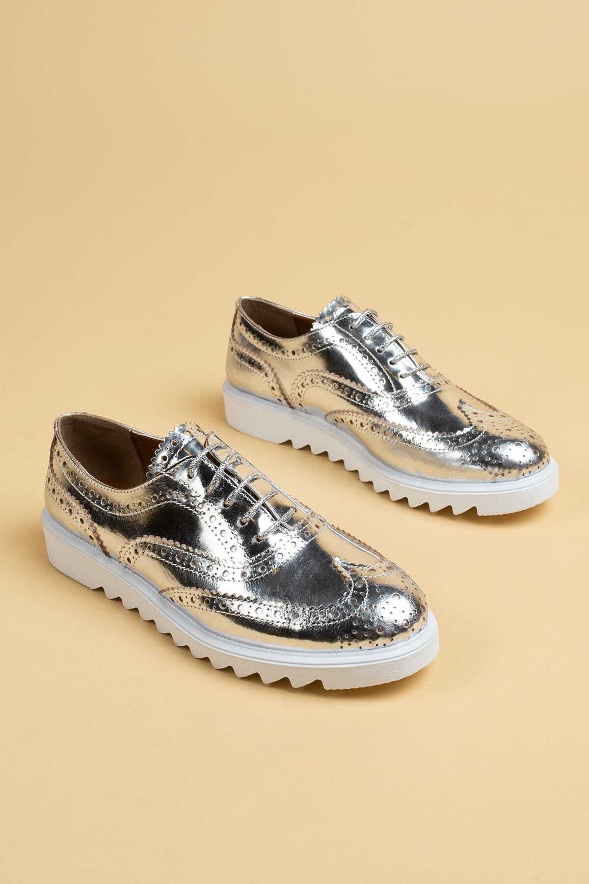Deery Hakiki Rugan Gümüş Rengi Günlük Oxford Kadın Ayakkabı