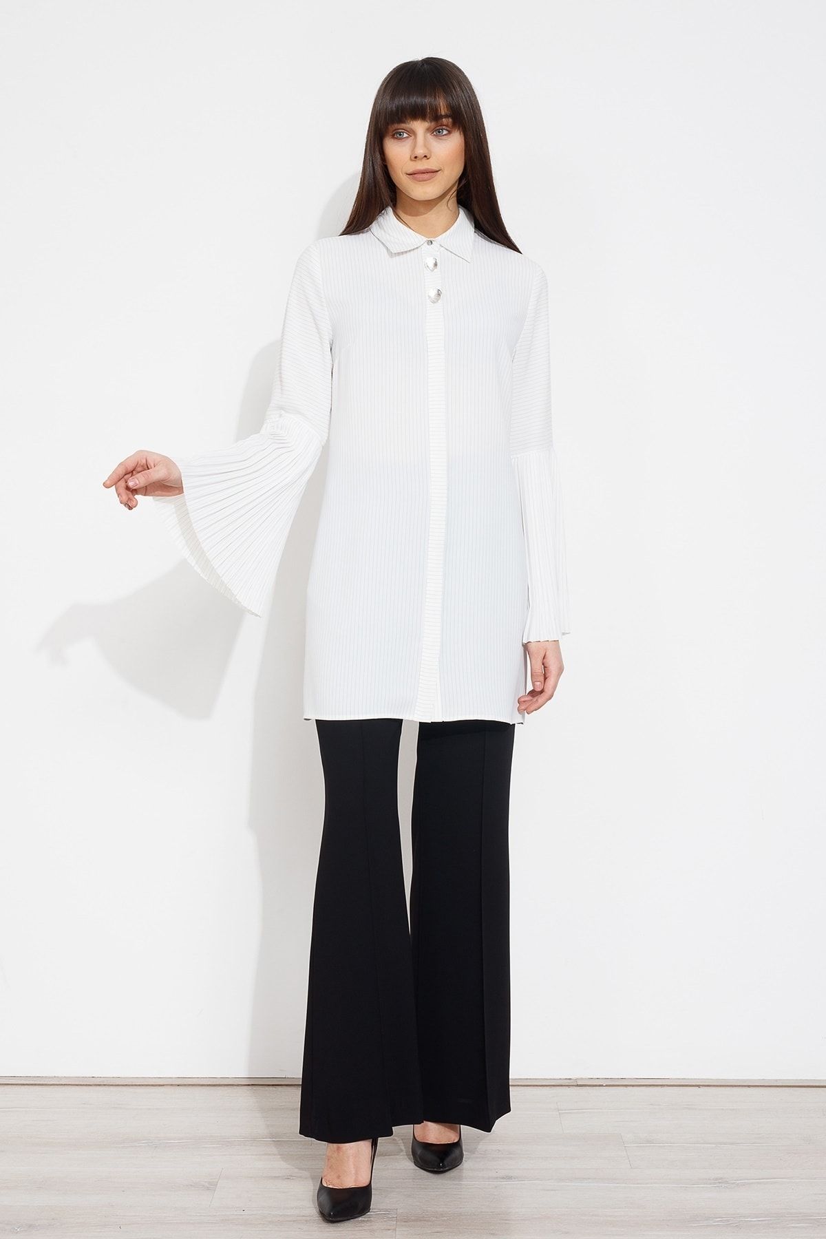 Moda İlgi Modailgi V Yaka Piliseli Gömlek Beyaz