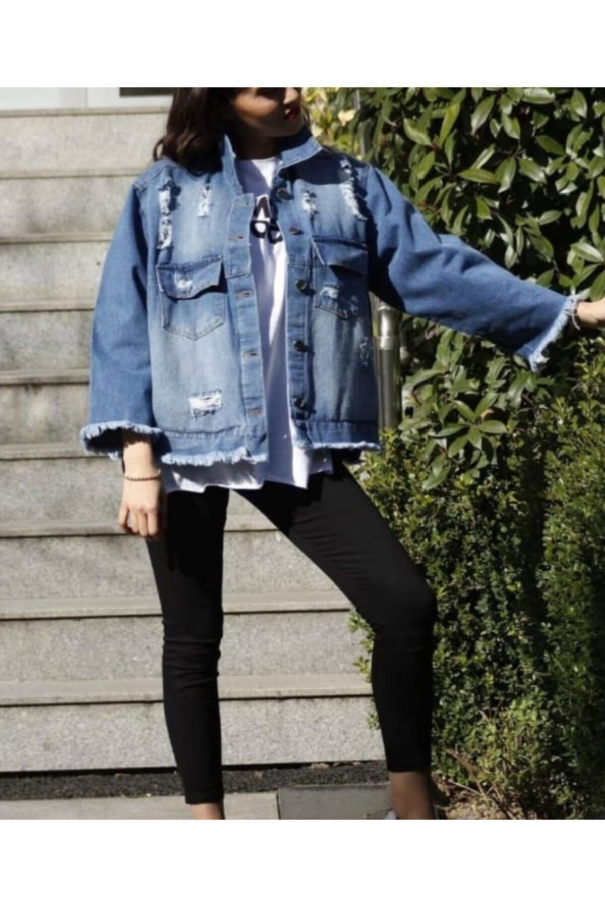 Hepsibitarz Kadın Mavi Yırtıklı Oversize Denim Kot Jeans Yazılı Baskılı Ceket