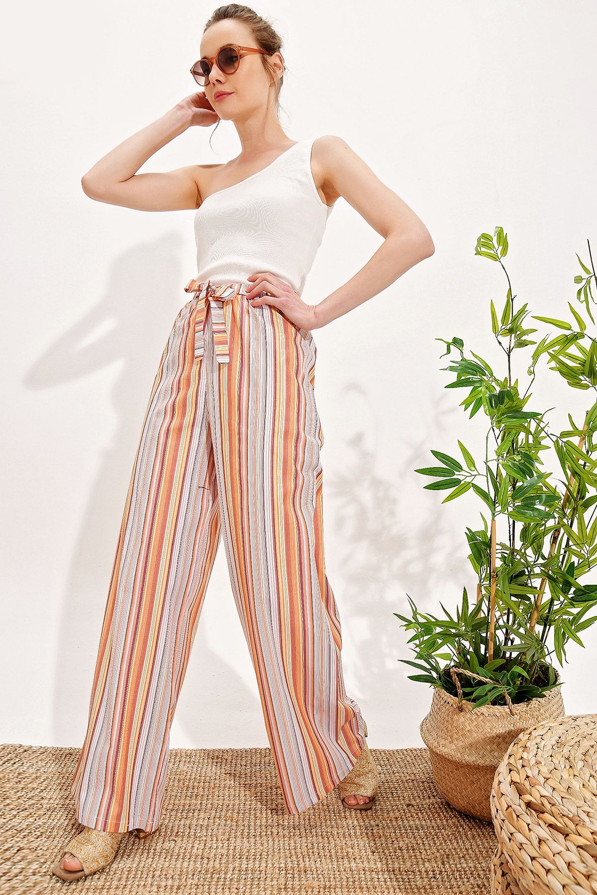 Trend Alaçatı Stili Kadın Multi Bol Paça Viscon Pantolon Alc-X4354