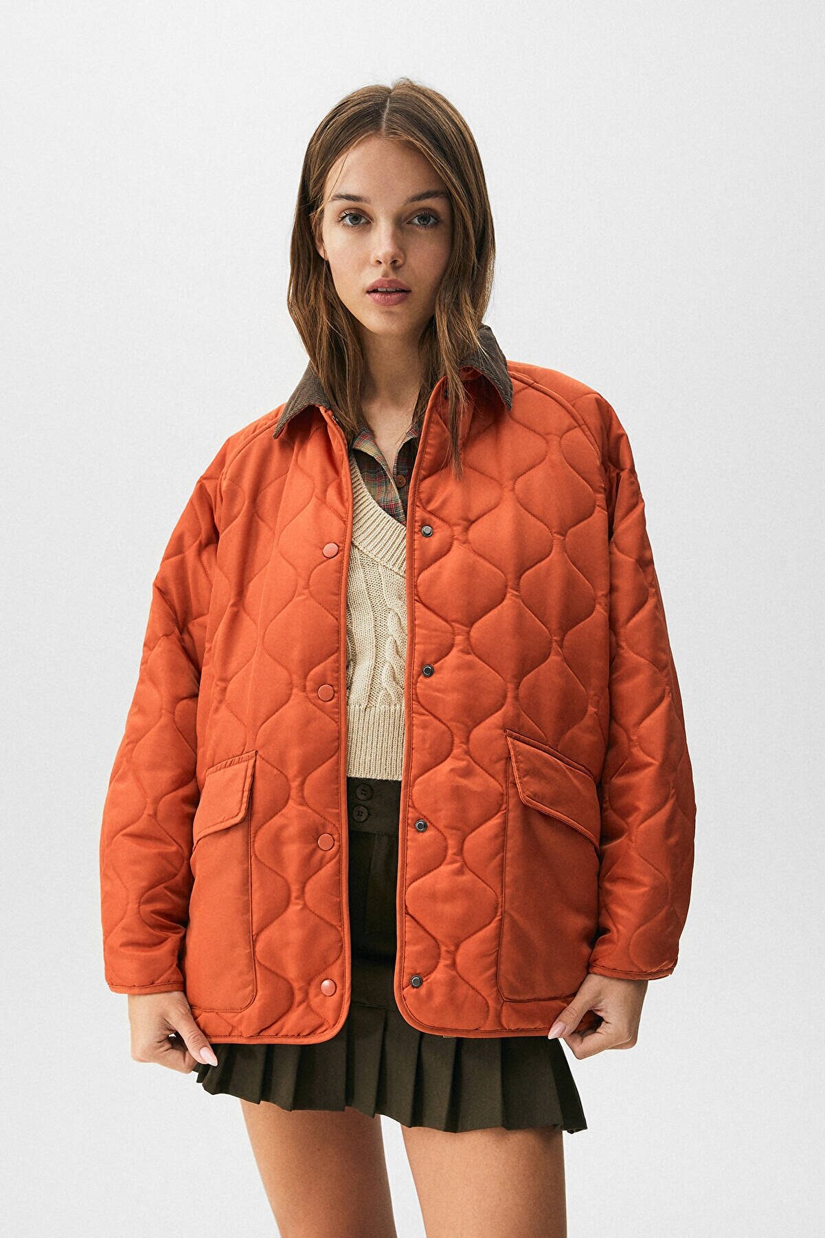 Pull & Bear Fitilli Kadife Yakalı Şişme Mont 04714311