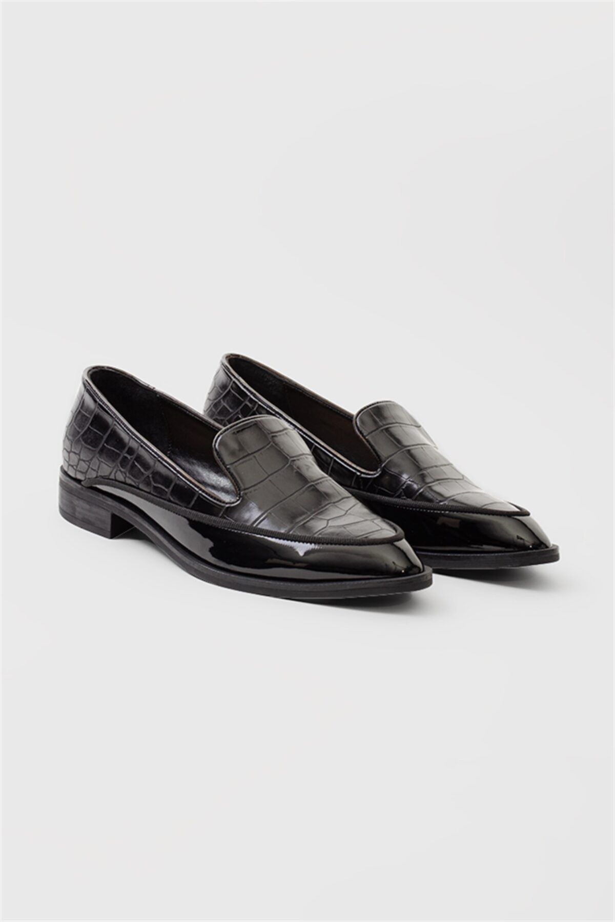 Shoes & More Kadın Siyah Loafer Ayakkabı