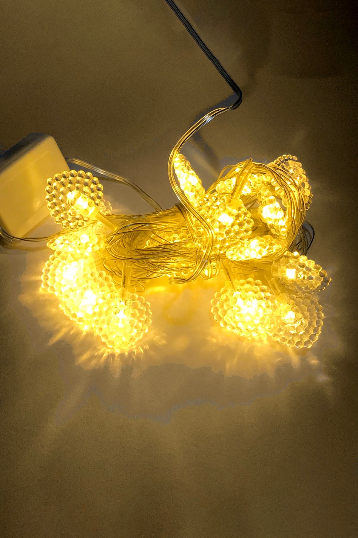 Parti Dolabı Çilek Şeklinde Günışığı Dekoratif Fişli Led Işık 4 Metre Fonksiyonlu Sarı Yılbaşı Çam Ağacı Işığı