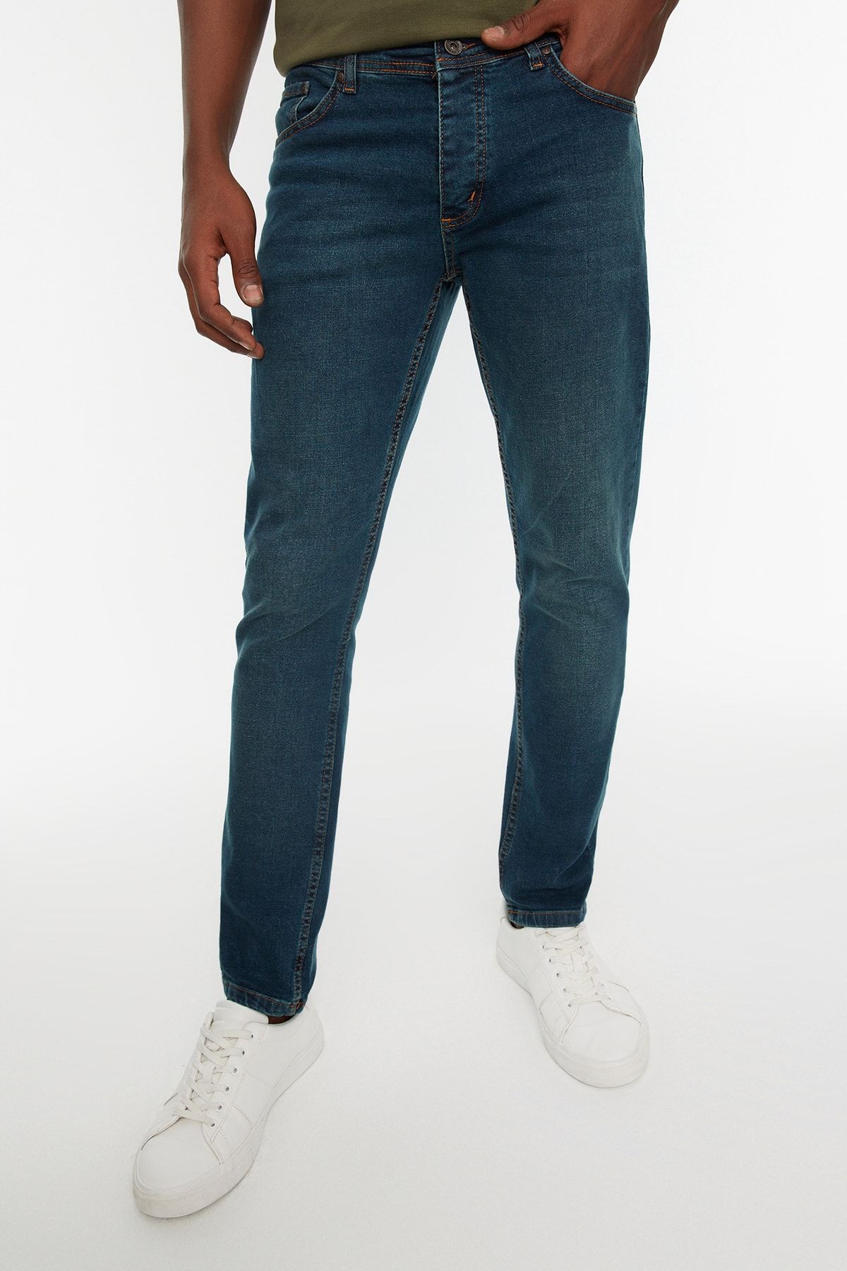 TRENDYOL MAN Indigo  Skinny Jeans TMNAW20JE0434