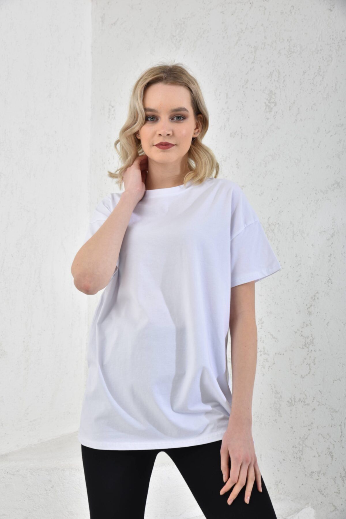 VOLT CLOTHİNG Beyaz Oversize Basic T-shirt