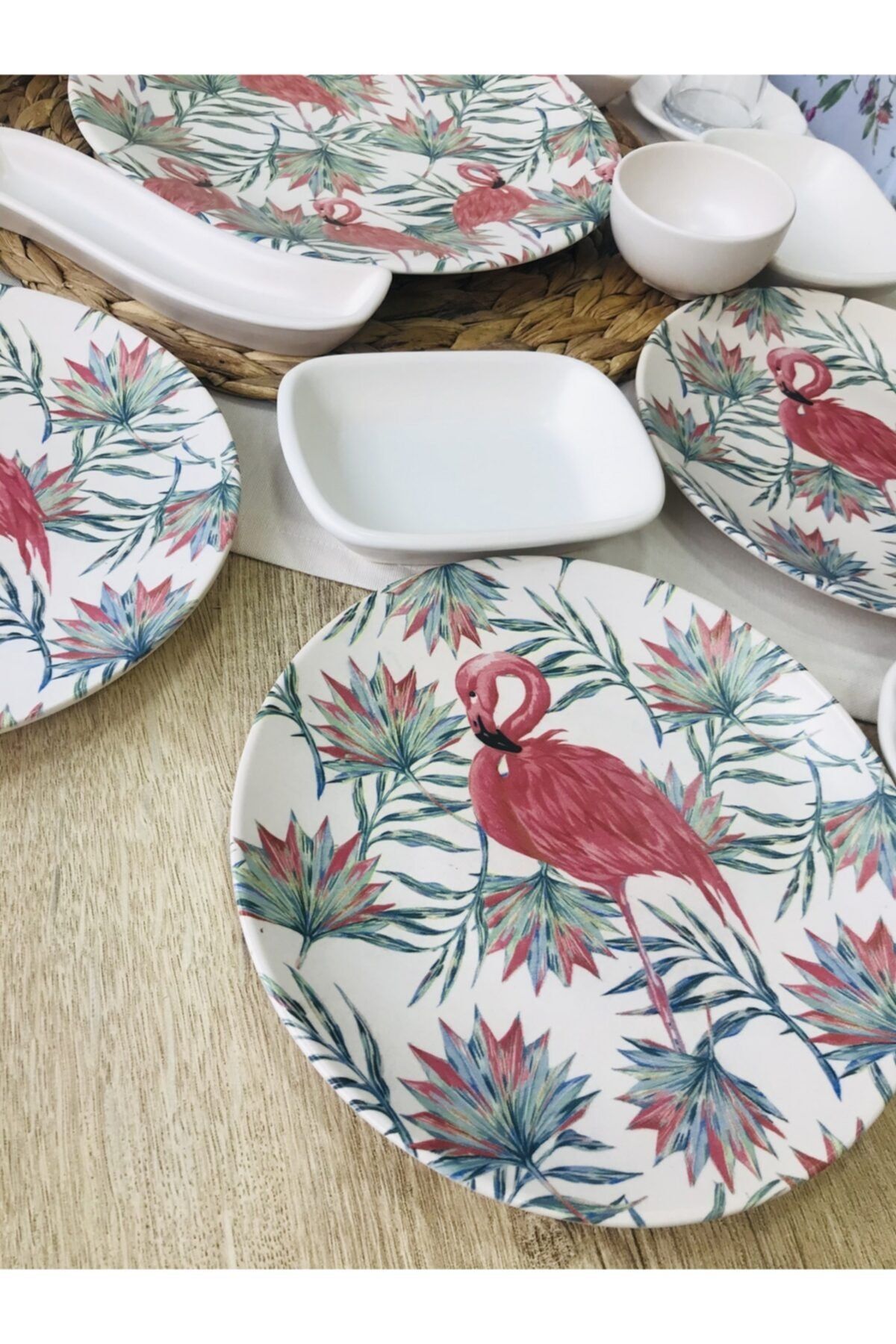 GULHANILE Keramika 6 Kişilik 15 Parça Flamingo Kahvaltı Takımı