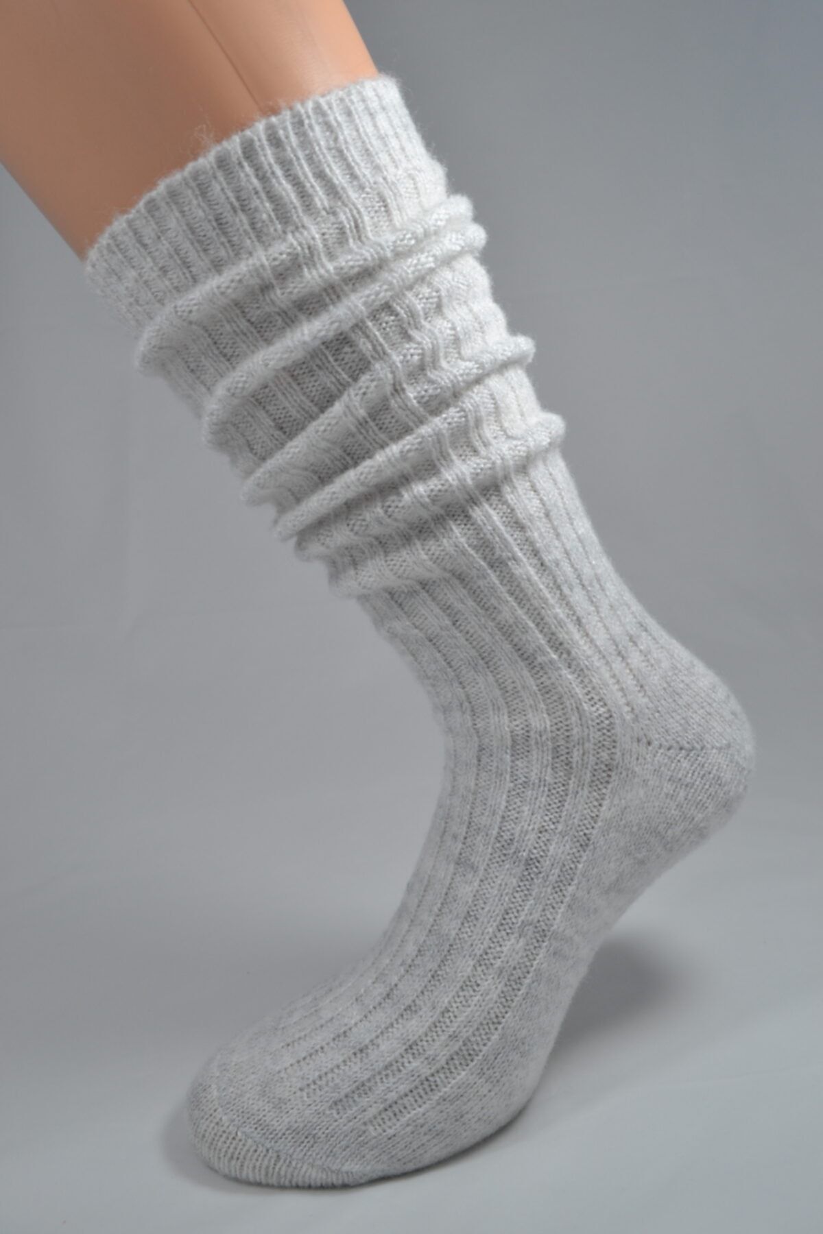 Bamuta Kadın  Dizaltı Yün Bot Çorabı