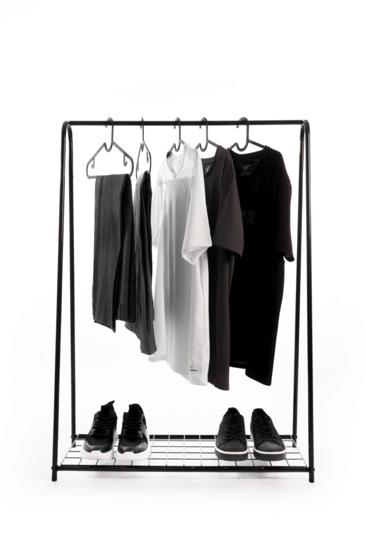 Fec Reklam Raflı Metal Ayaklı Konfeksiyon Askılığı Siyah Ayaklı Askılık Raflı Elbise Askılığı Kıyafet Askılığı
