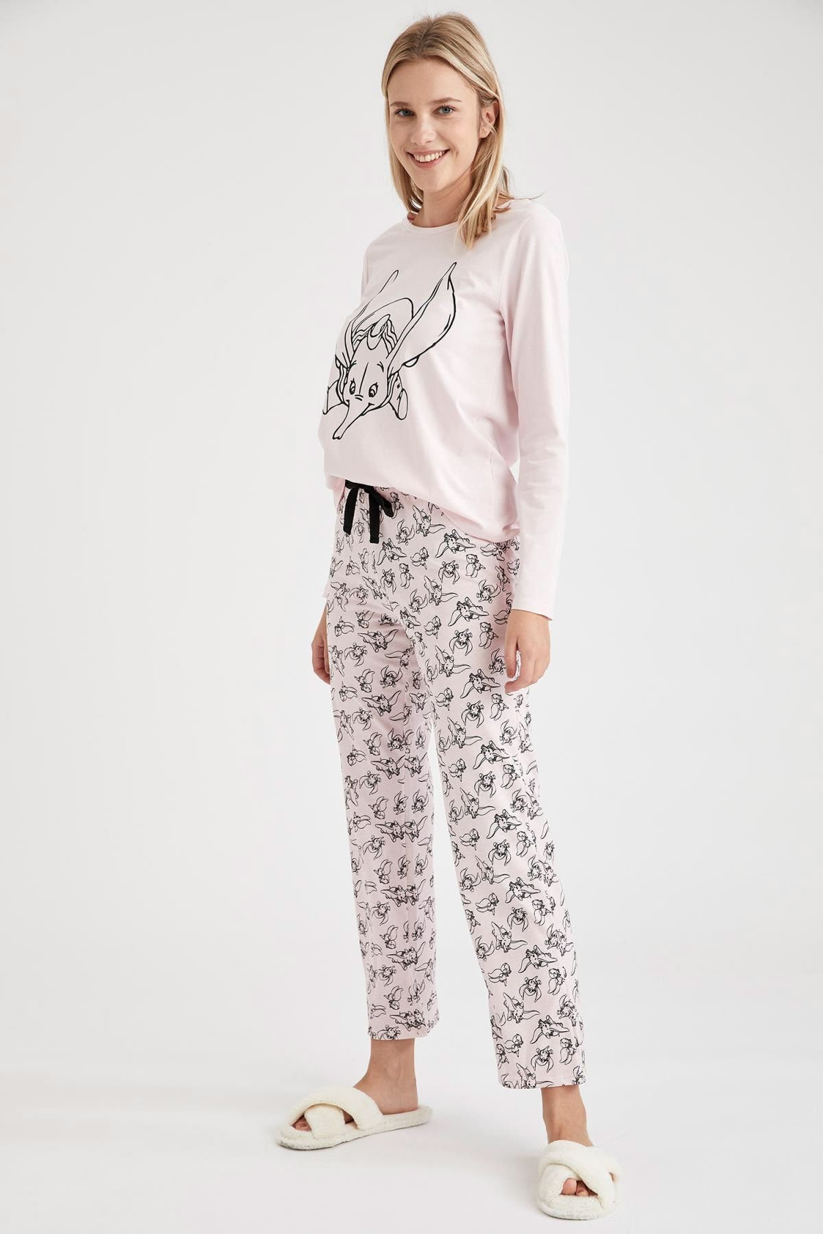 Defacto Kadın Pembe Dumbo Lisanslı Pijama Takımı S9906AZ20WN
