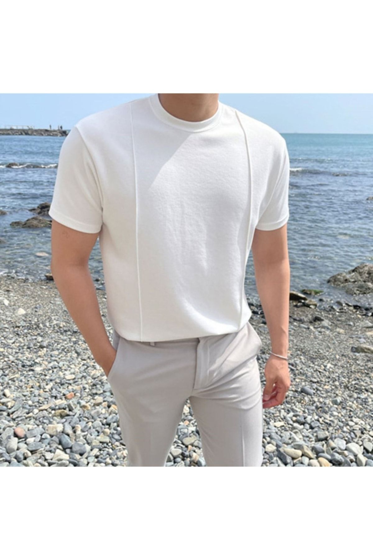 Tarz Cool Beyaz Erkek Yuvarlak Yaka 2 Çizgili Örme Triko T-shirt