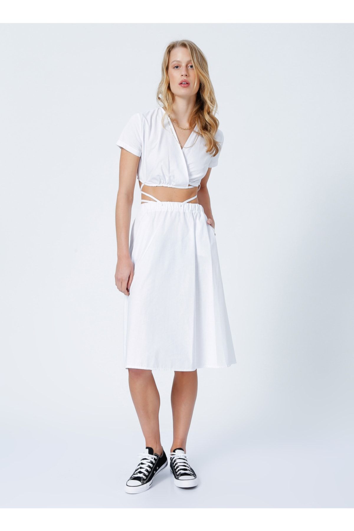 LİMON COMPANY Limon Golf Kruvaze Yaka Bağlamalı Standart Kalıp Düz Beyaz Kadın Uzun Elbise