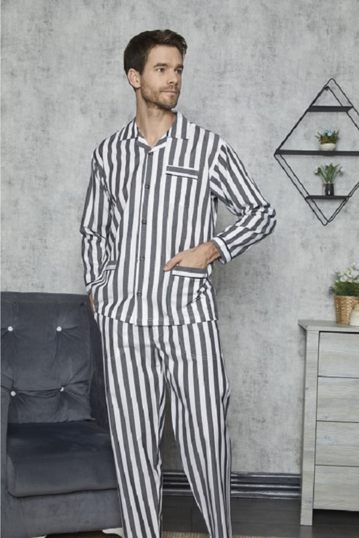 KLY Çizgili Apaj Yaka Pijama Takımı