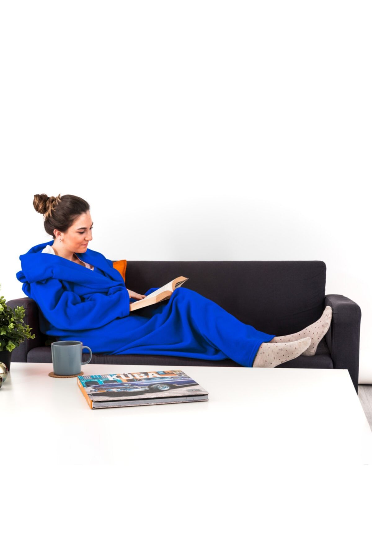 Hediyesepeti Giyilebilir Battaniye - Giyilebilen Kollu Polar Battaniye - Tek Kişilik Kışlık TV Battaniyesi