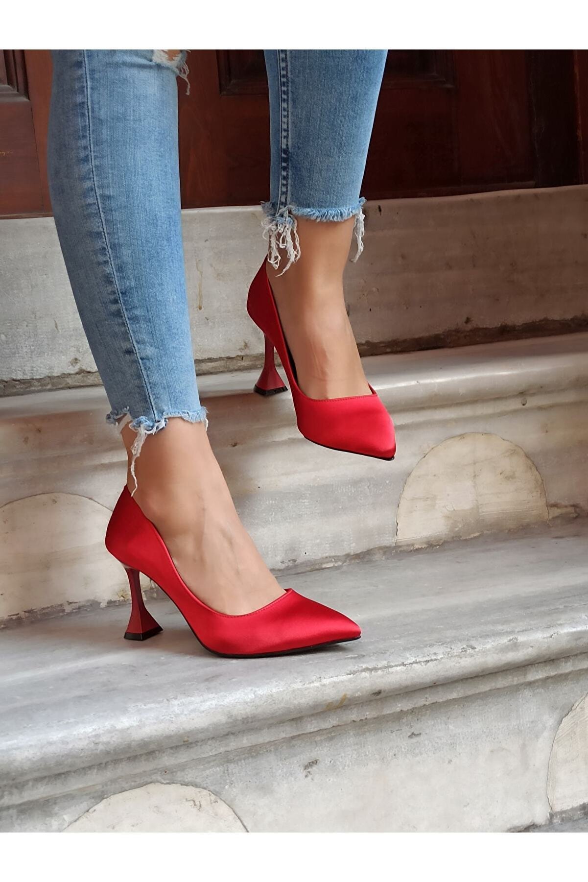 Atelierby DS Kadın Kırmızı Topuklu Ayakkabı