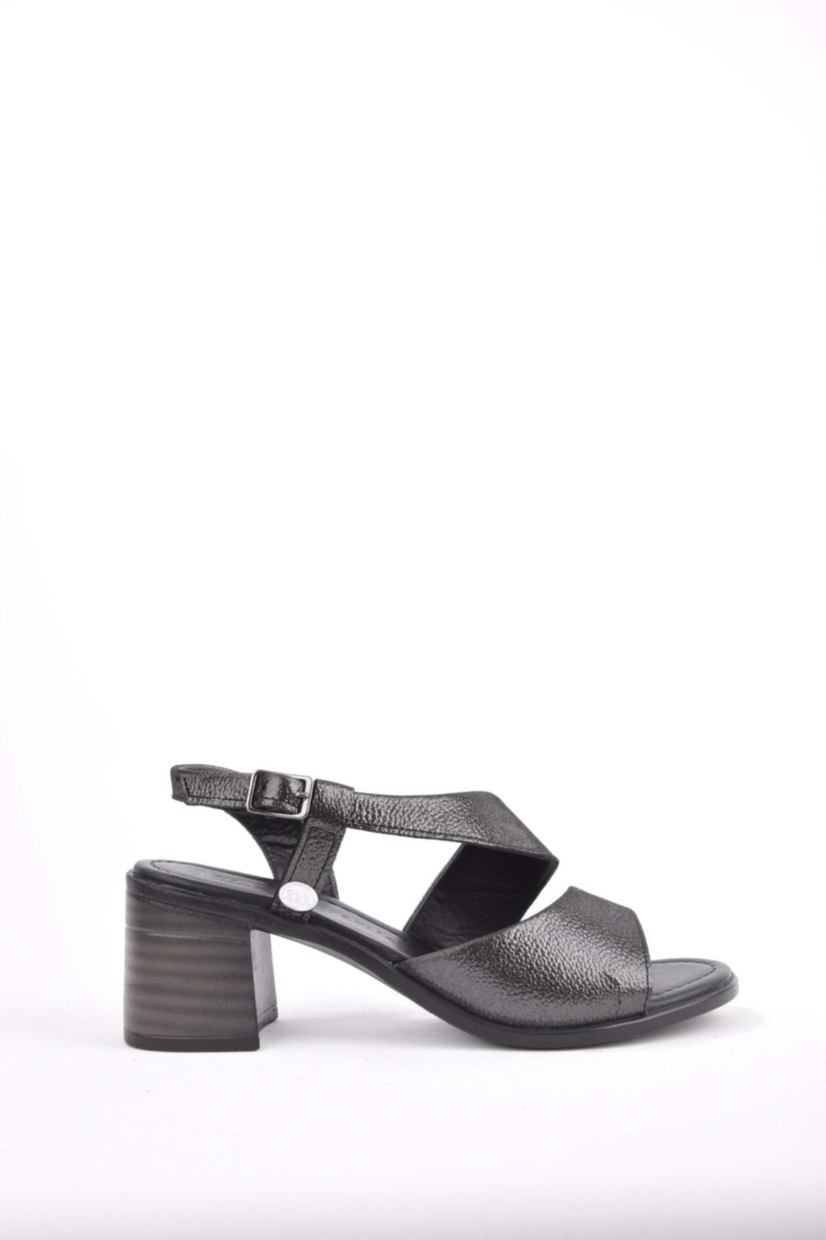 Mammamia D22ys-1130 Kadın Deri Yazlık Sandalet