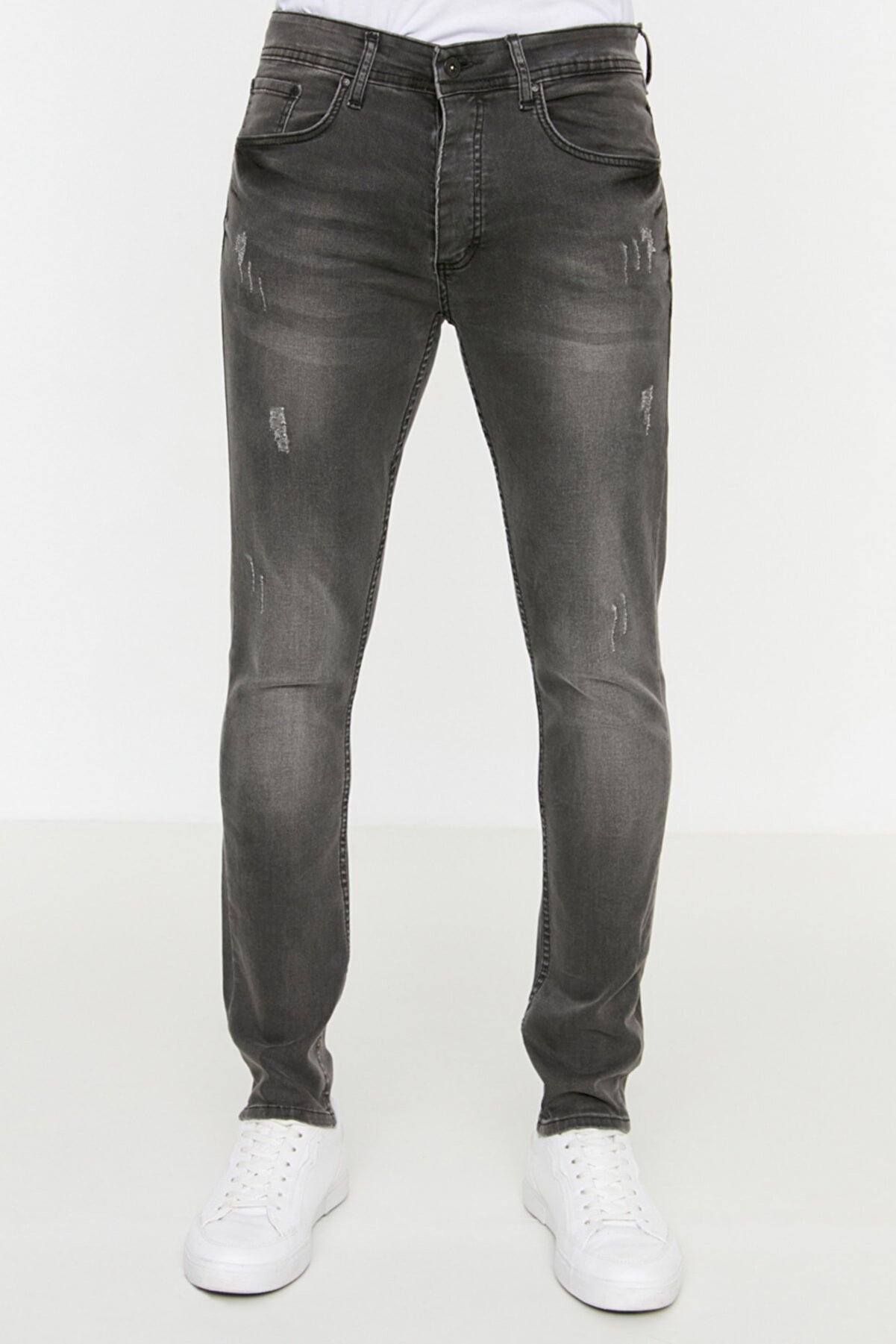 TRENDYOL MAN Gri  Tırmık Yıpratmalı Skinny Jeans TMNAW20JE0253
