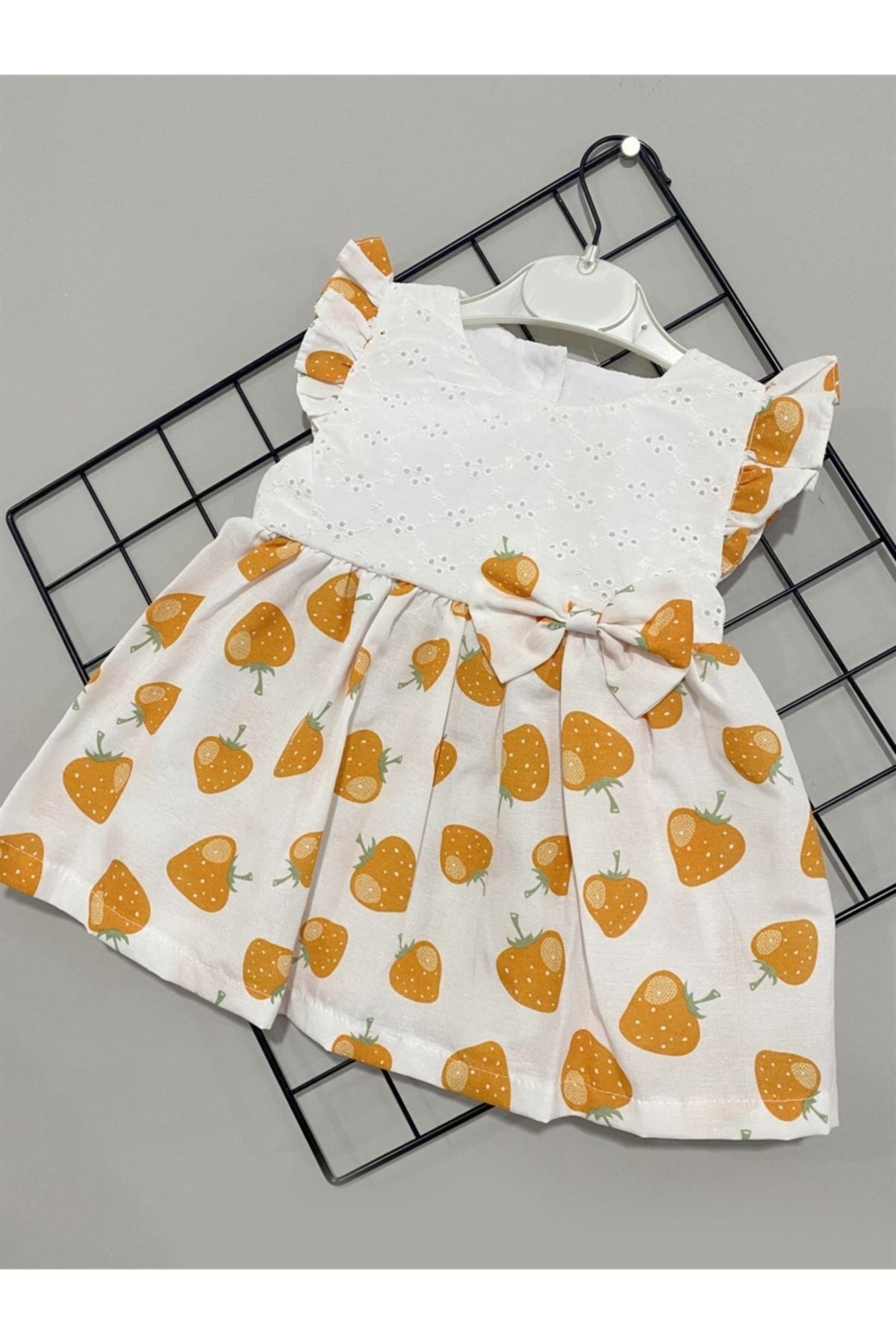 Jaju Baby Turuncu Dantel Fırfırlı Çilek Desenli Kolsuz Elbise