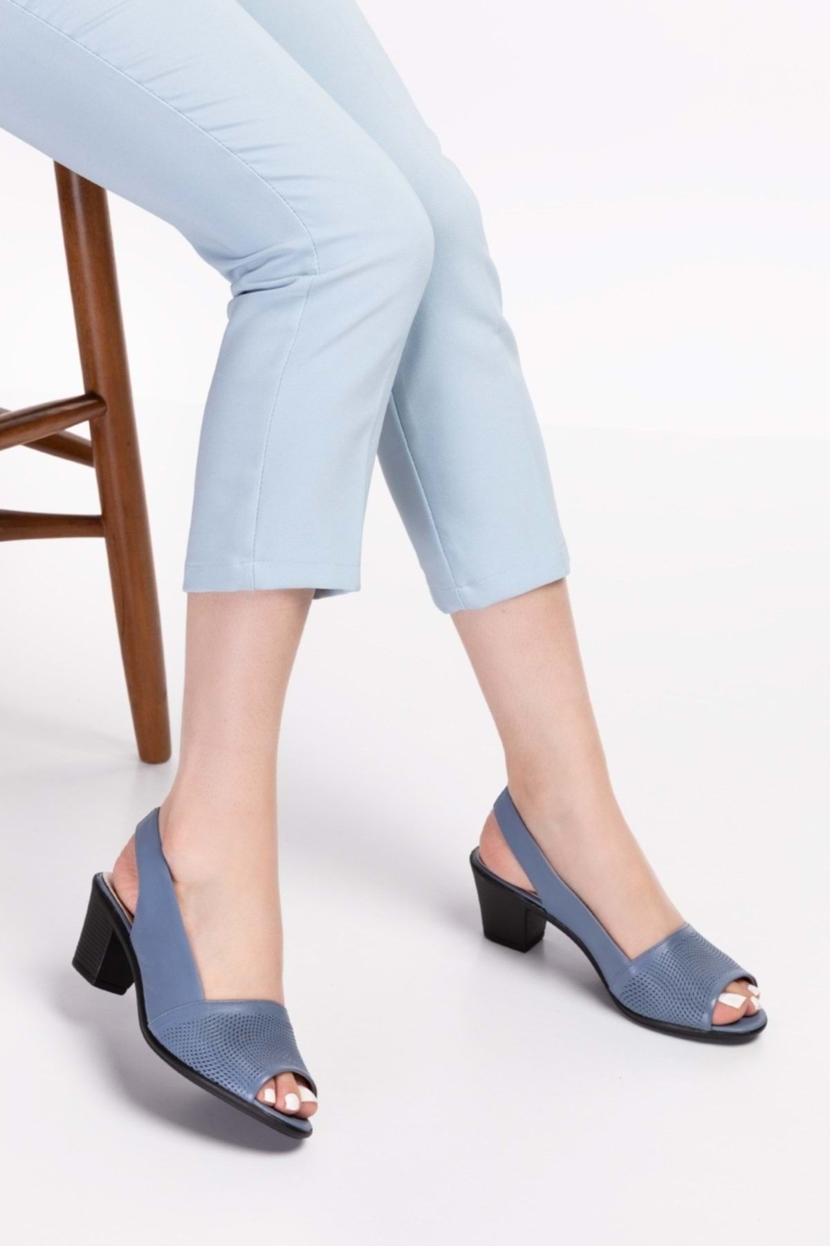 Gondol Kadın Hakiki Deri Klasik Topuklu Ayakkabı Vdt.262 - Mavi - 37