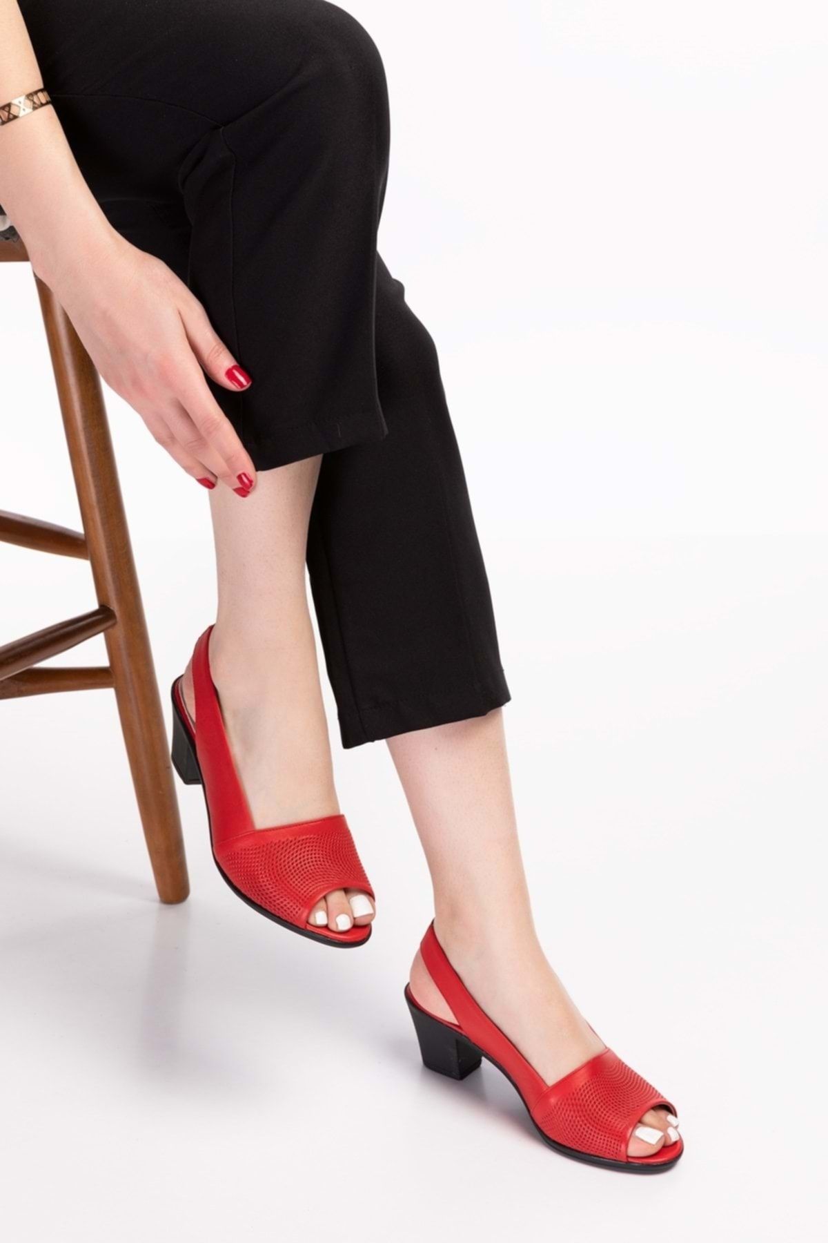 Gondol Kadın Hakiki Deri Klasik Topuklu Ayakkabı Vdt.262 - Kırmızı - 43