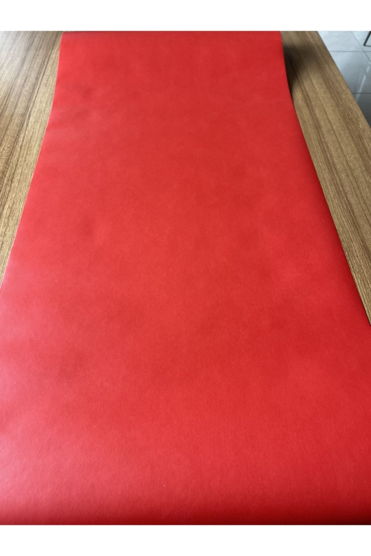 BAŞYAPI DİZAYN Kırmızı Ithal Duvar Kağıdı (5m²)