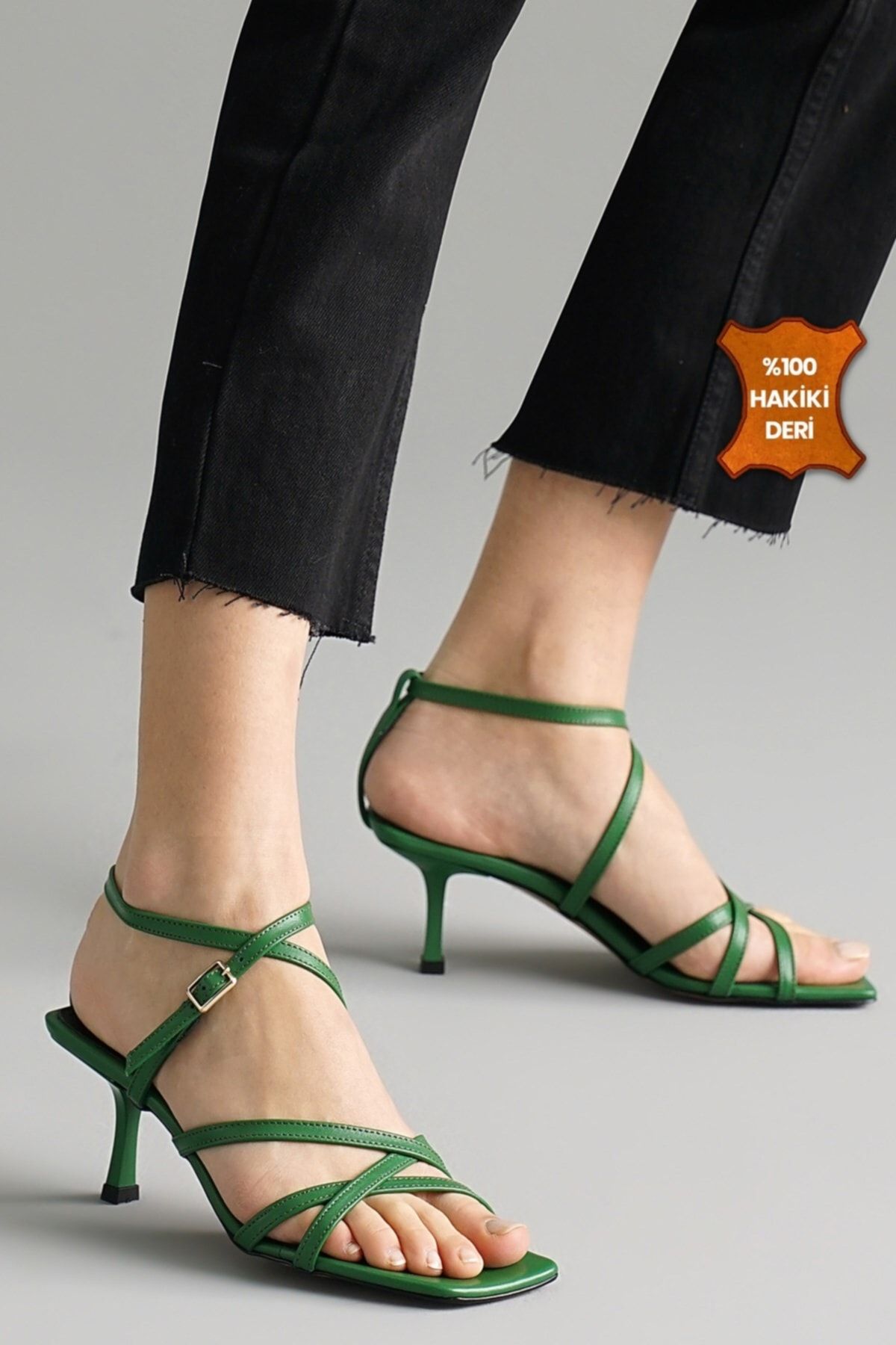 Mio Gusto Valeria Hakiki Deri Yeşil Renk Kadın Sandalet Topuklu Ayakkabı