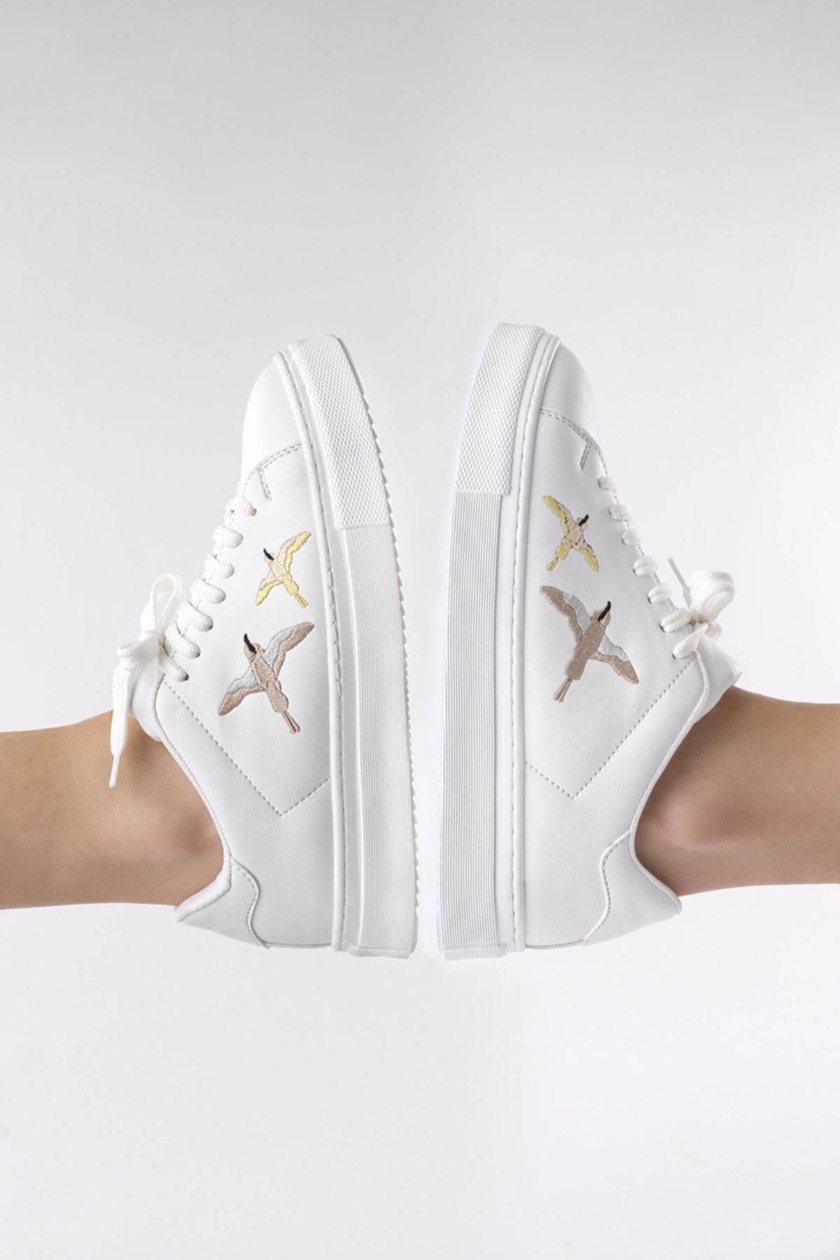 Marjin Kadın Sneaker Spor Ayakkabı Kuş Baskılı Bağcıklı Maysa Beyaz