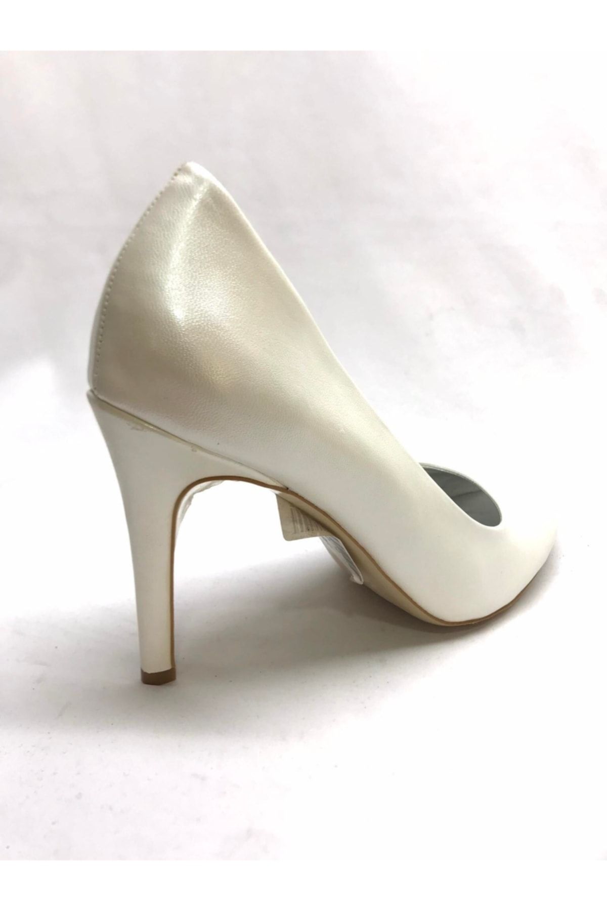 İnci Hakiki Deri Beyaz Kadın Topuklu Ayakkabı
