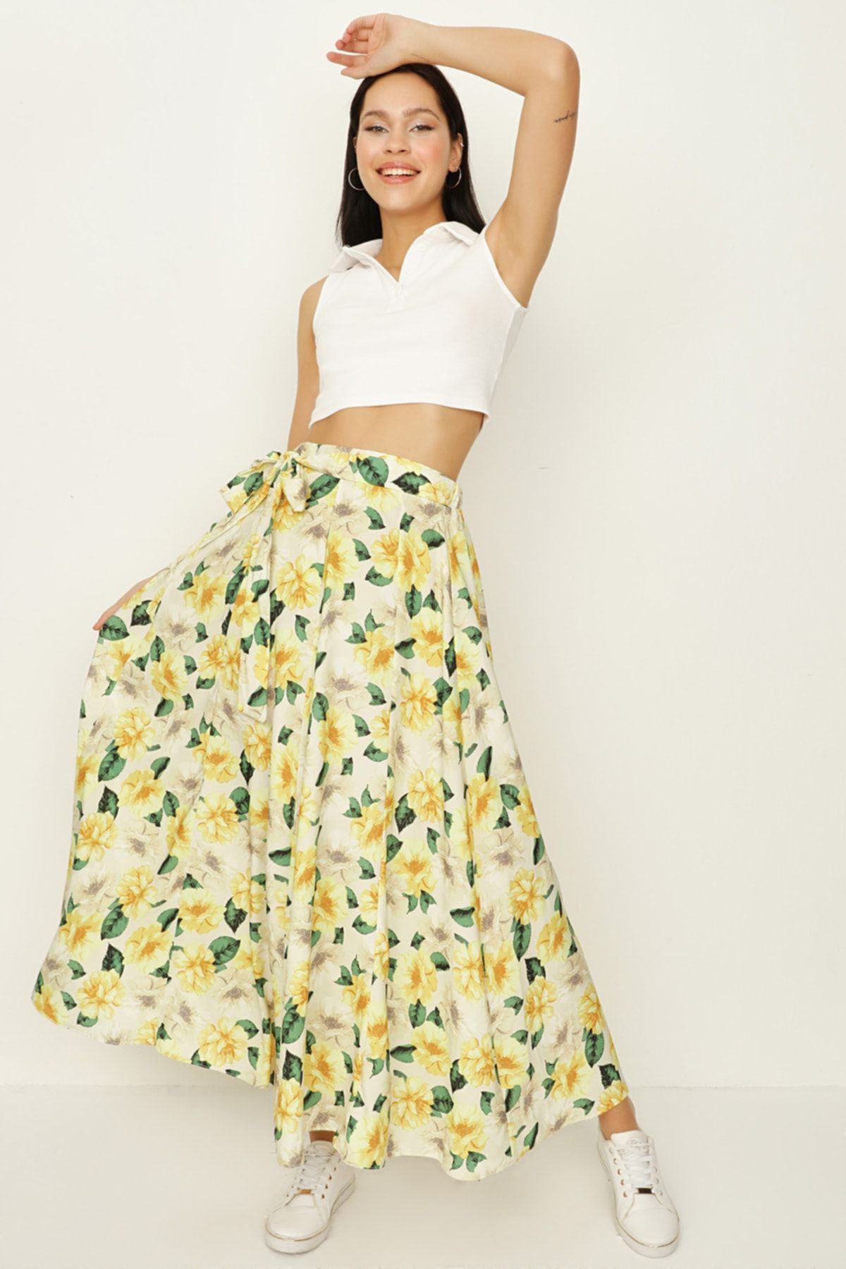 Select Moda Kadın Sarı Çiçek Desenli Kuşaklı Volanlı Uzun Etek