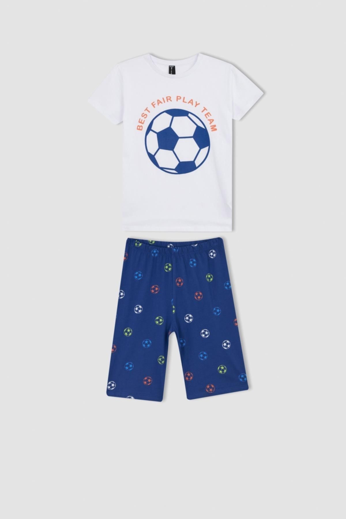 Defacto Erkek Çocuk Futbol Topu Baskılı Pijama Takımı